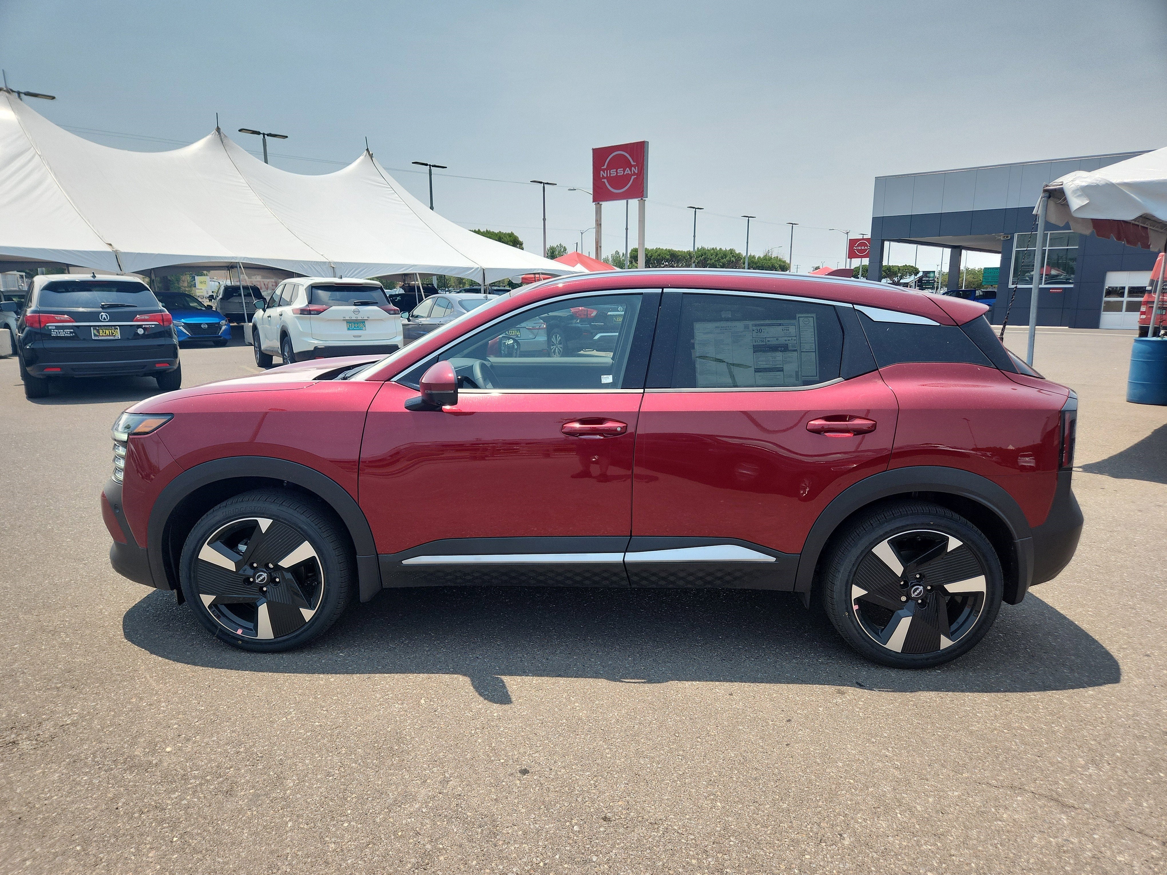 2025 Nissan Kicks SR AWD