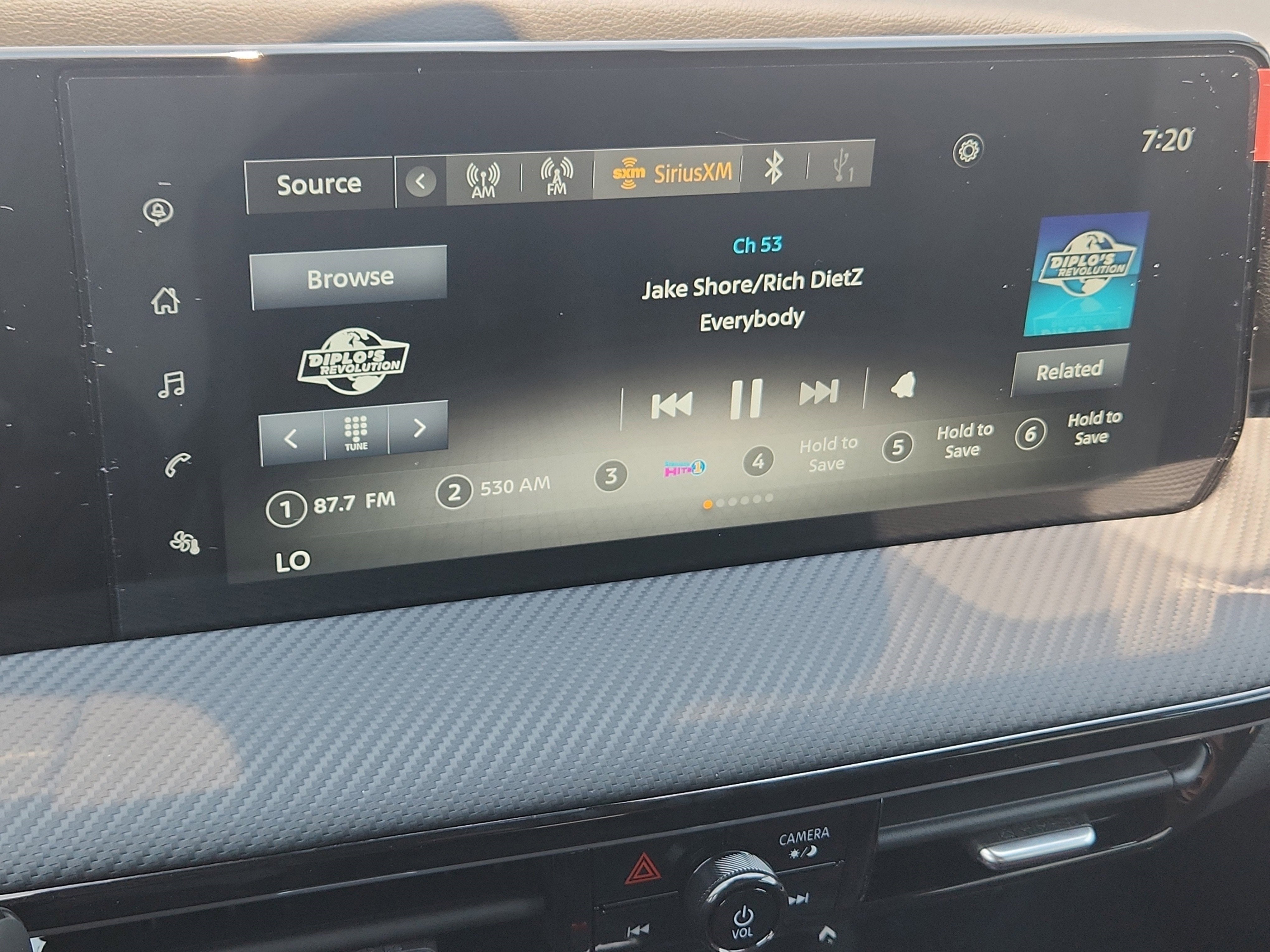 2025 Nissan Kicks SR AWD