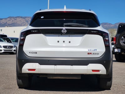 2025 Nissan Kicks SR