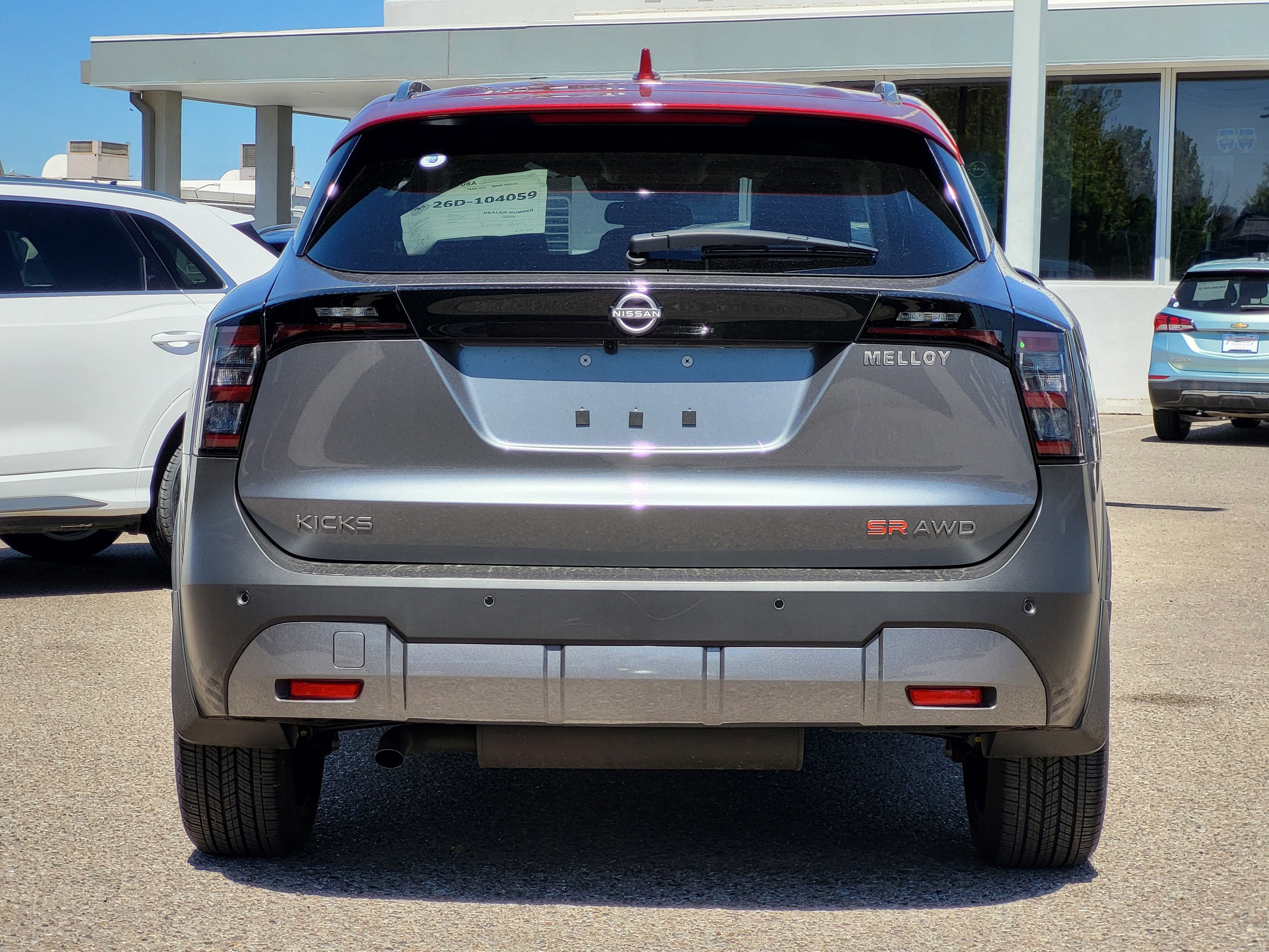 2025 Nissan Kicks SR