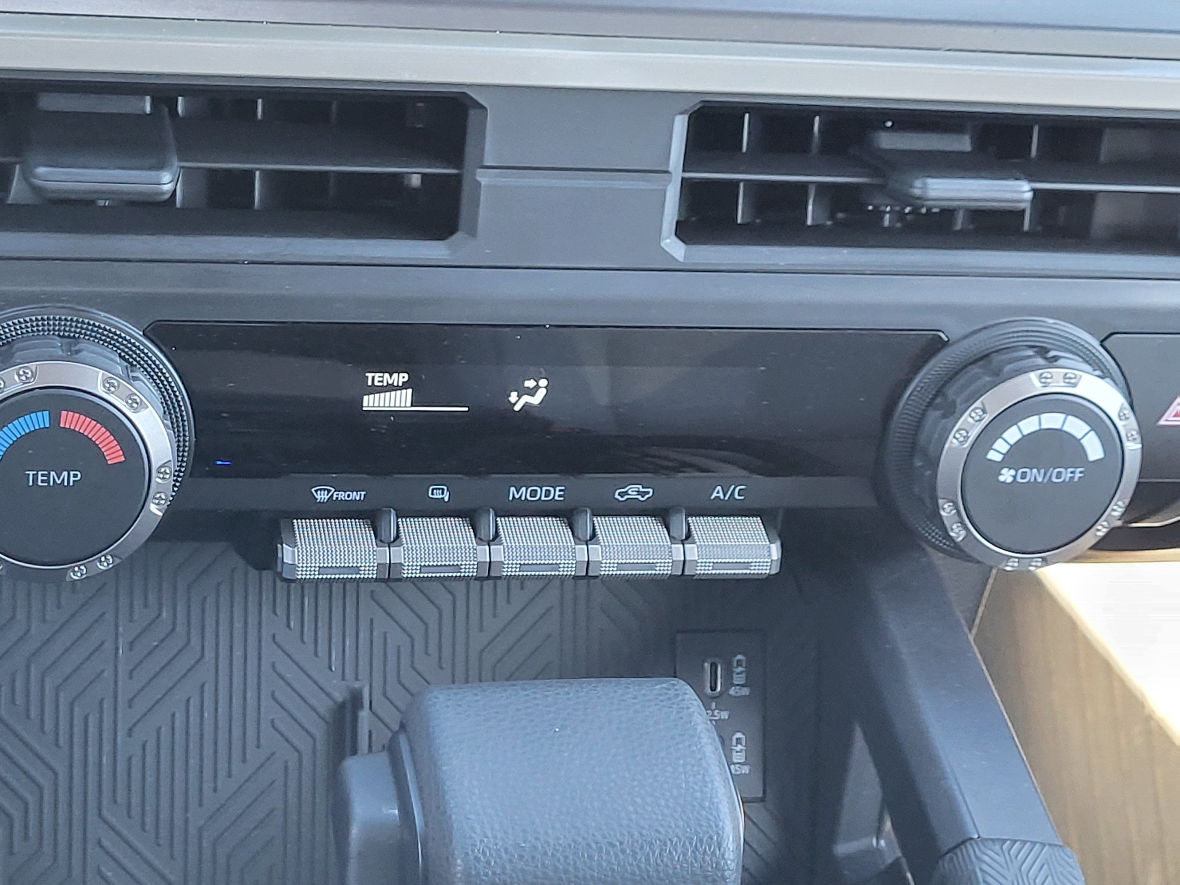 2025 Toyota Tacoma 4WD SR5