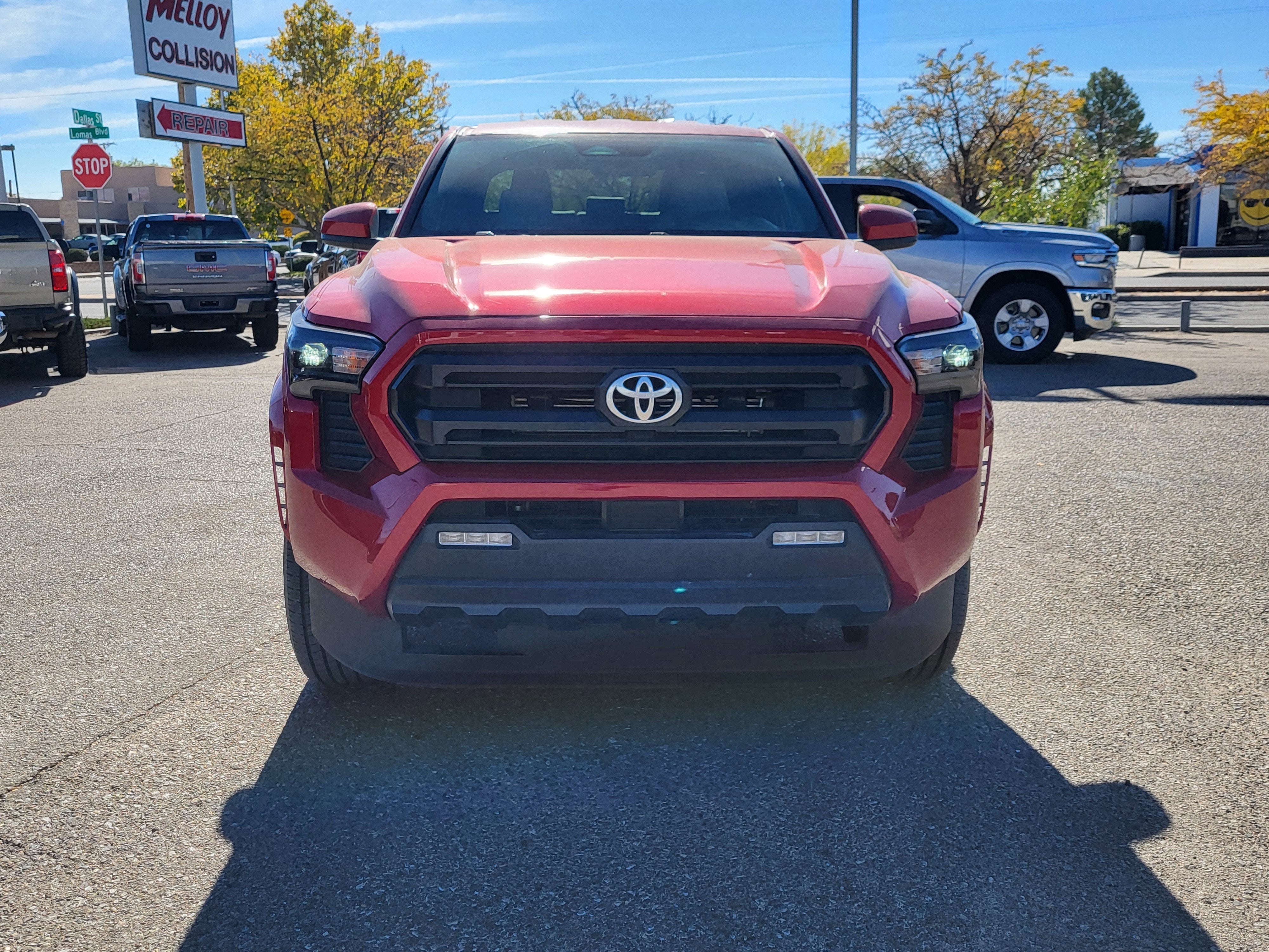 2025 Toyota Tacoma 4WD SR5