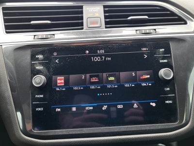 2022 Volkswagen Tiguan SE