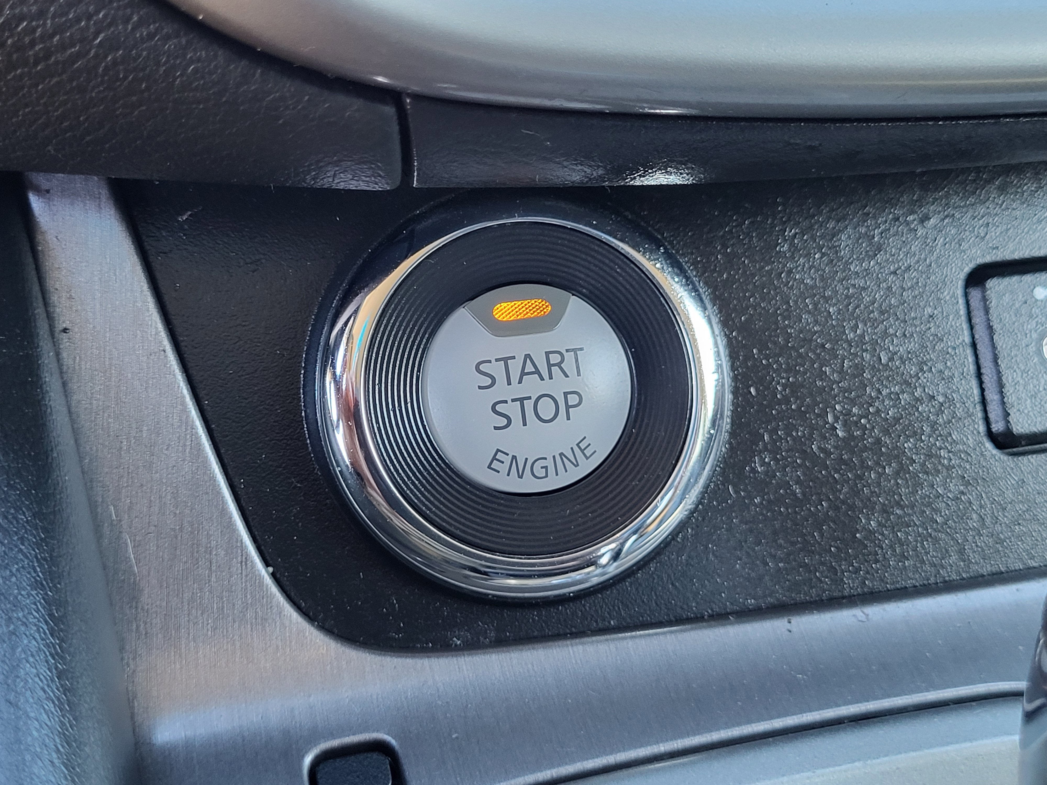 2022 Nissan Murano SV