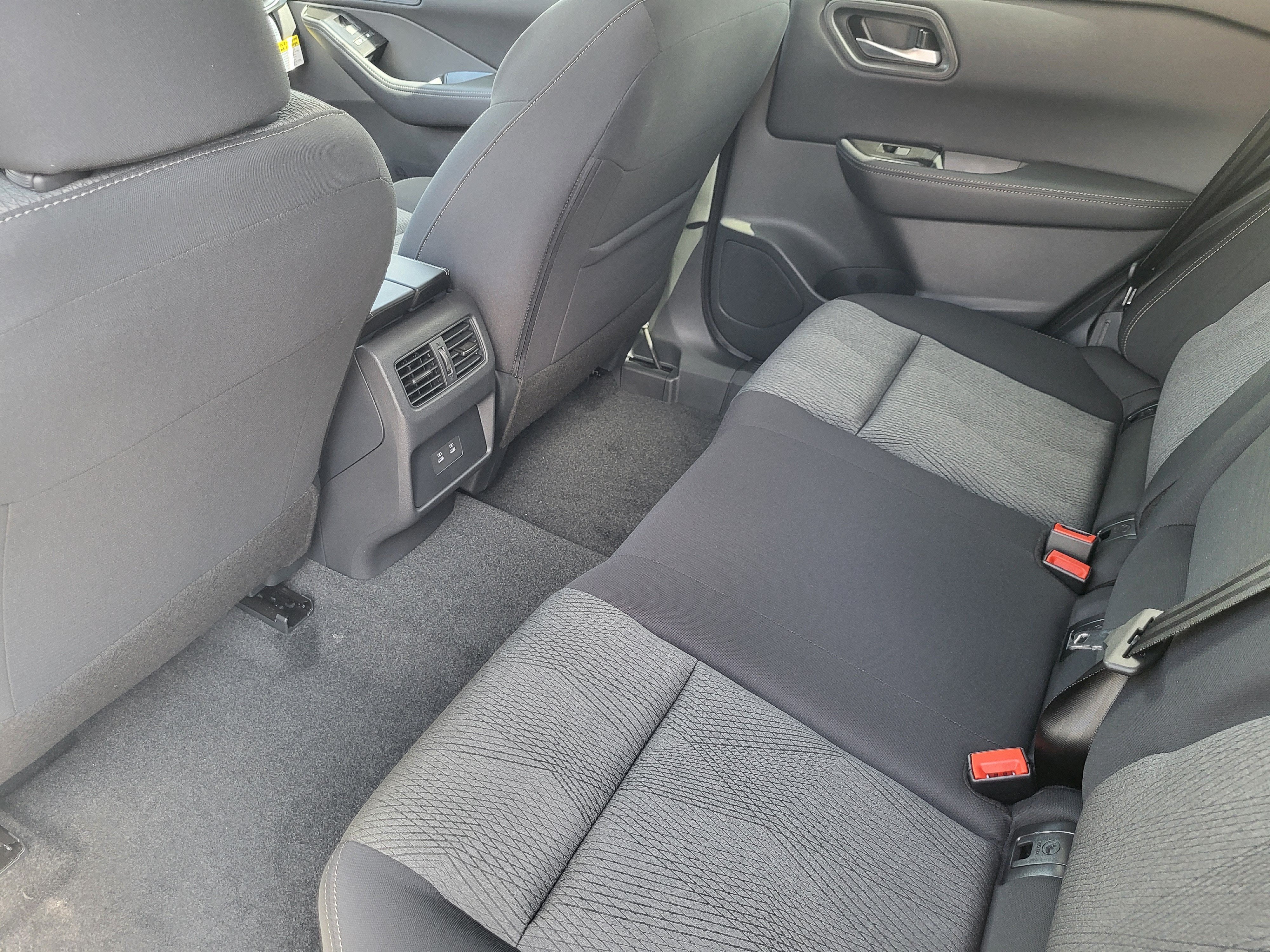 2026 Nissan Rogue 2026.5 AWD SV
