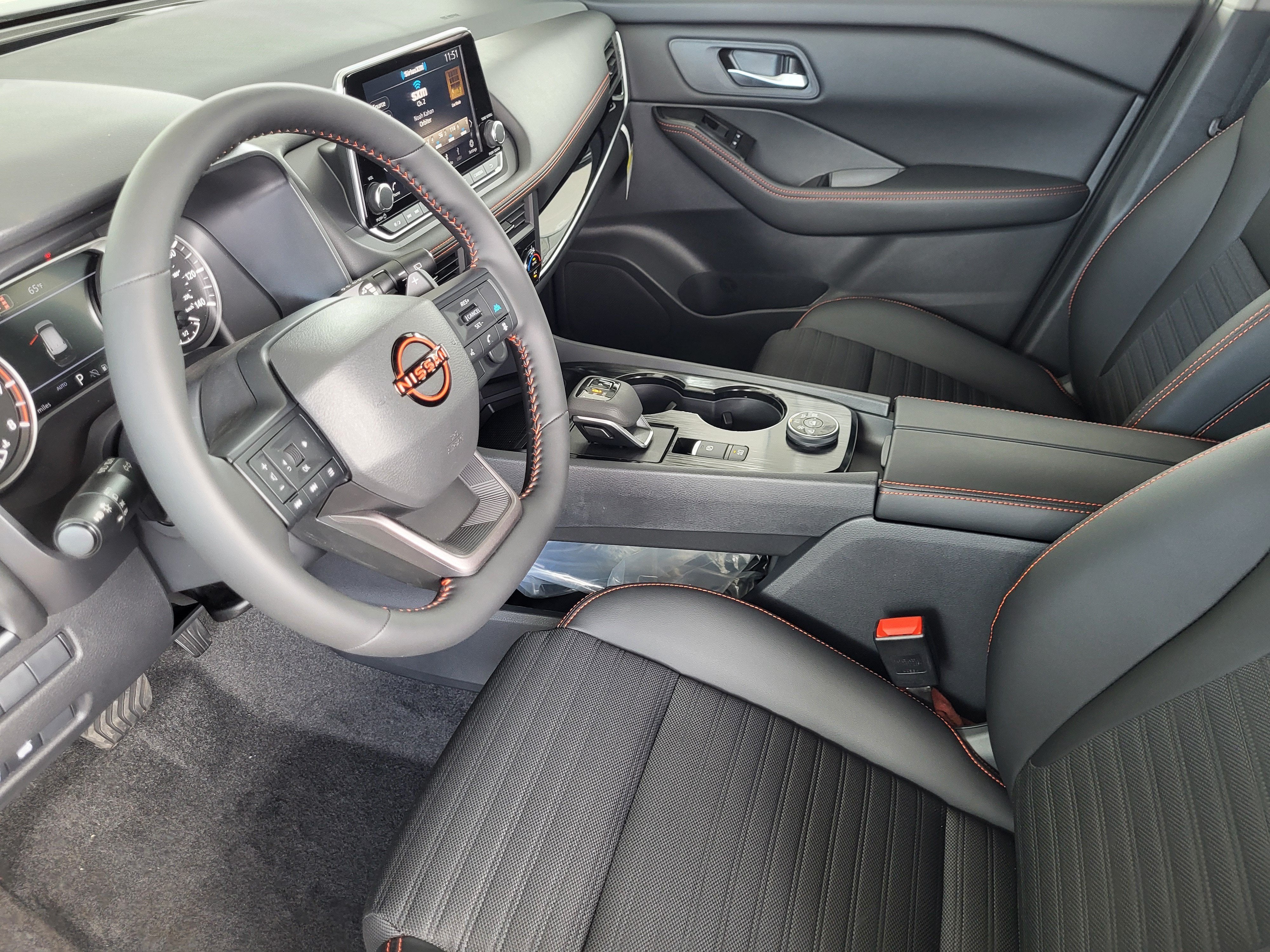 2026 Nissan Rogue 2026.5 AWD Rock Creek