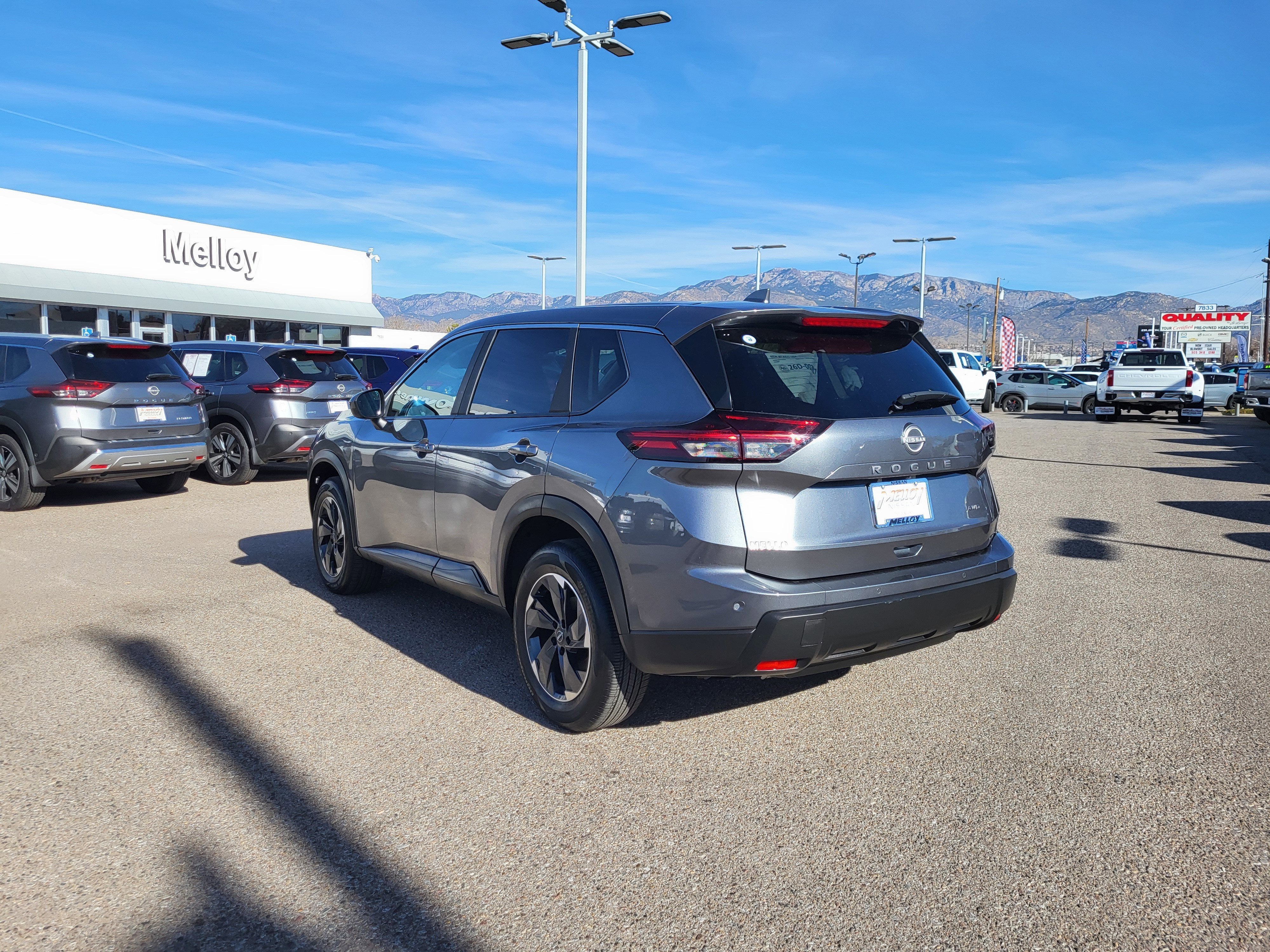 2025 Nissan Rogue SV