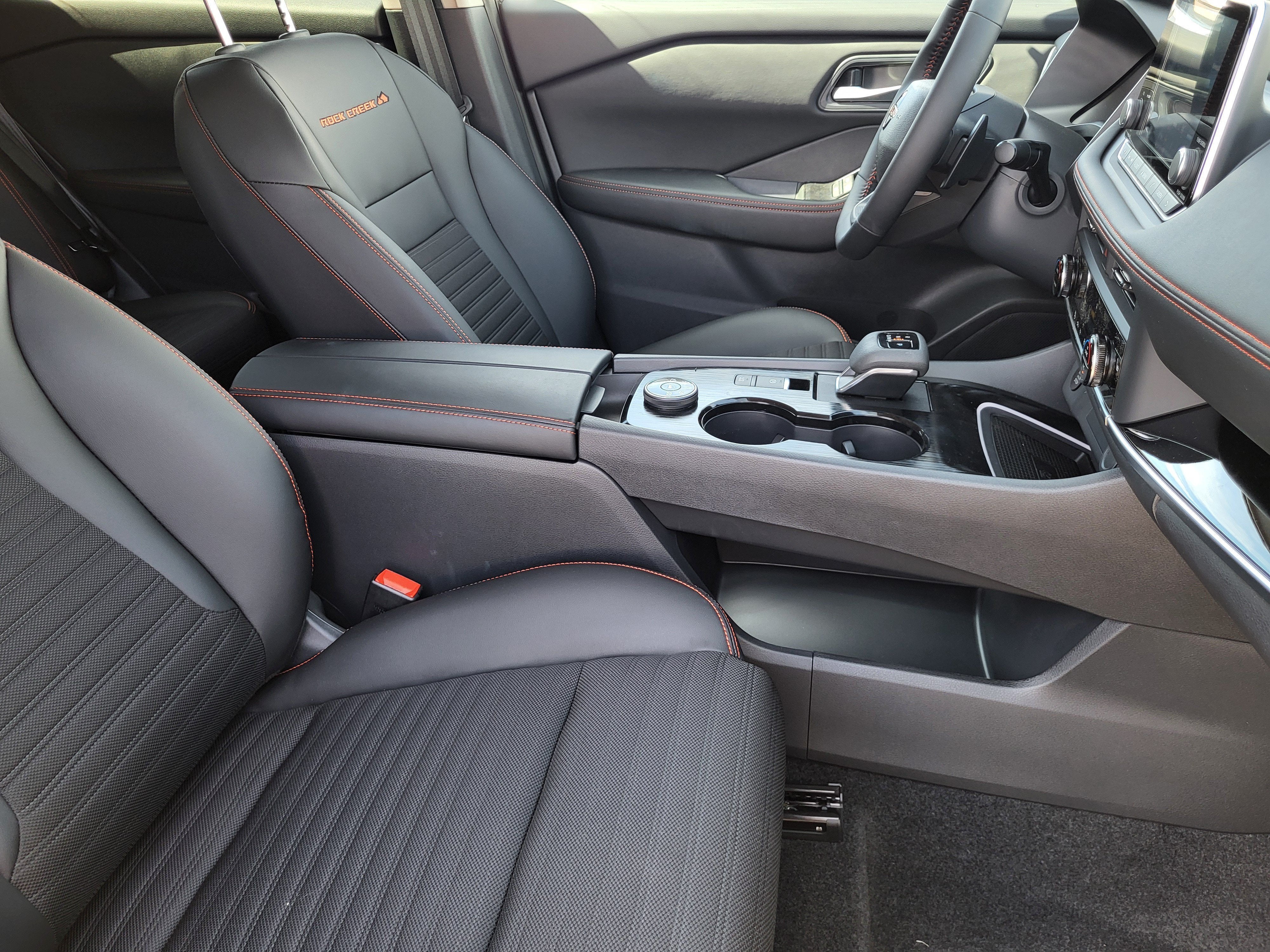 2026 Nissan Rogue 2026.5 AWD Rock Creek