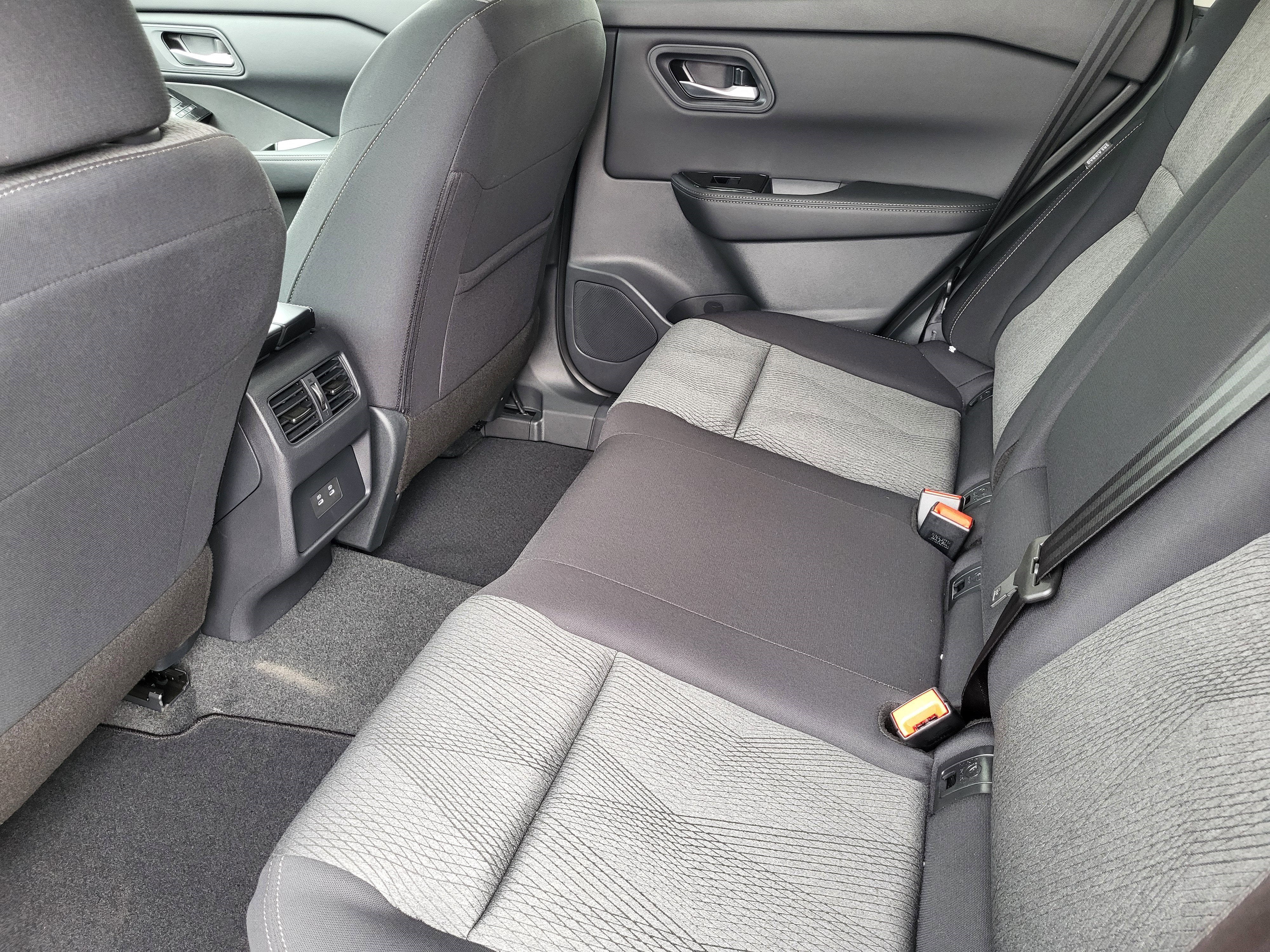 2026 Nissan Rogue 2026.5 AWD SV