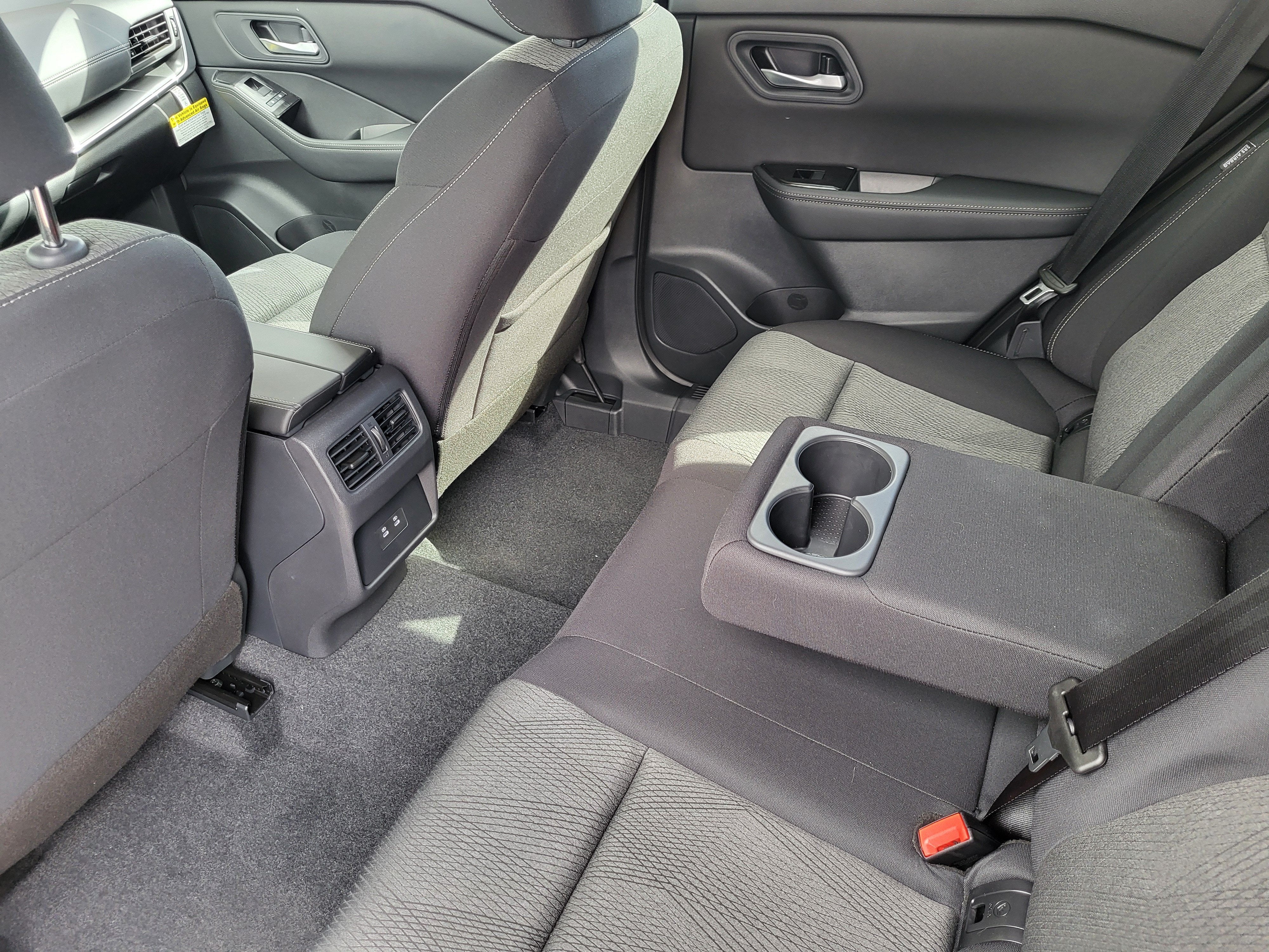 2026 Nissan Rogue 2026.5 AWD SV