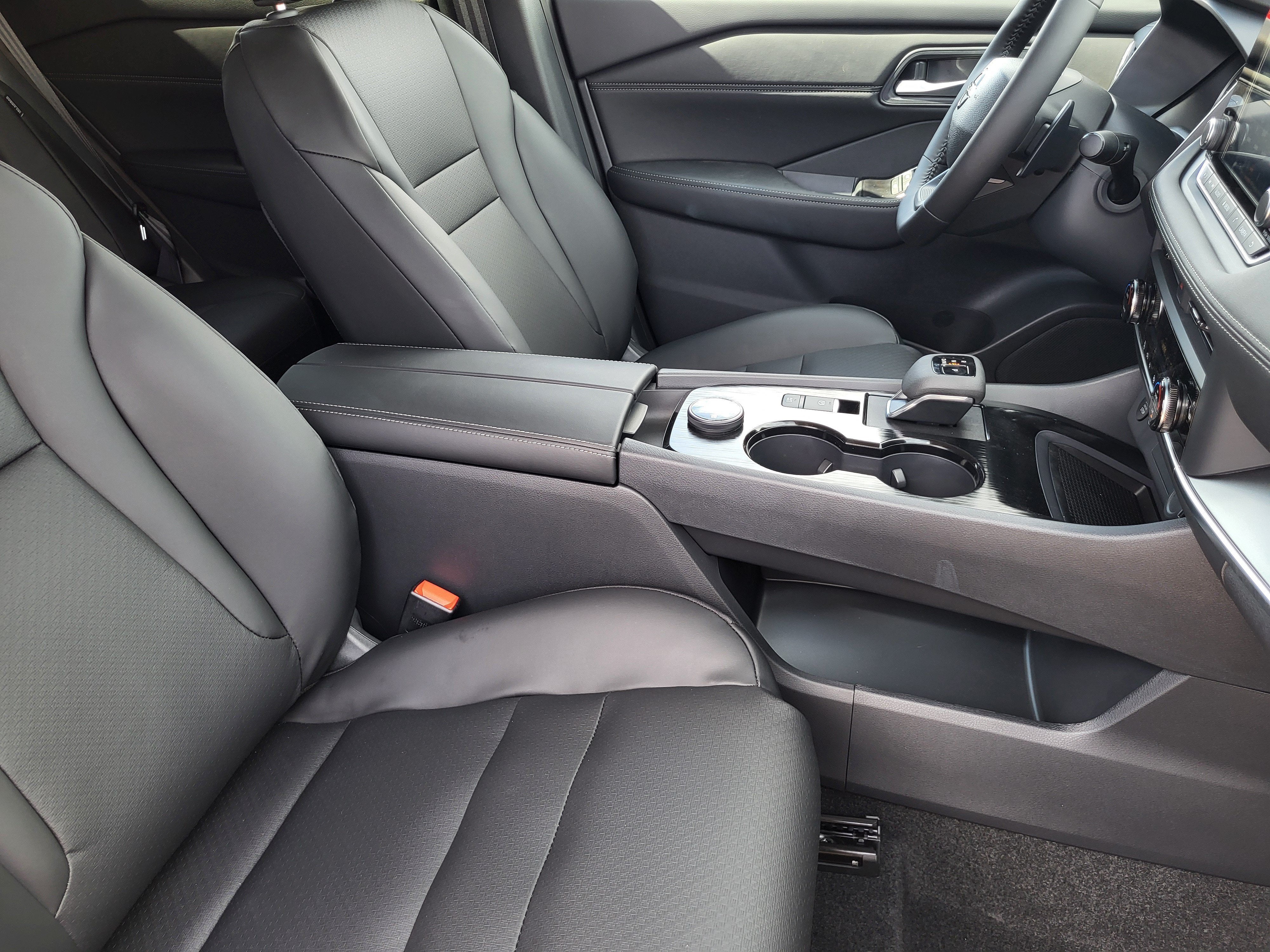 2026 Nissan Rogue 2026.5 AWD Dark Armor