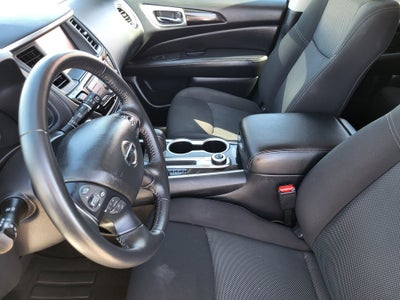 2020 Nissan Pathfinder SV