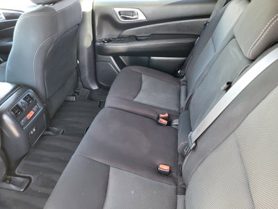 2020 Nissan Pathfinder SV