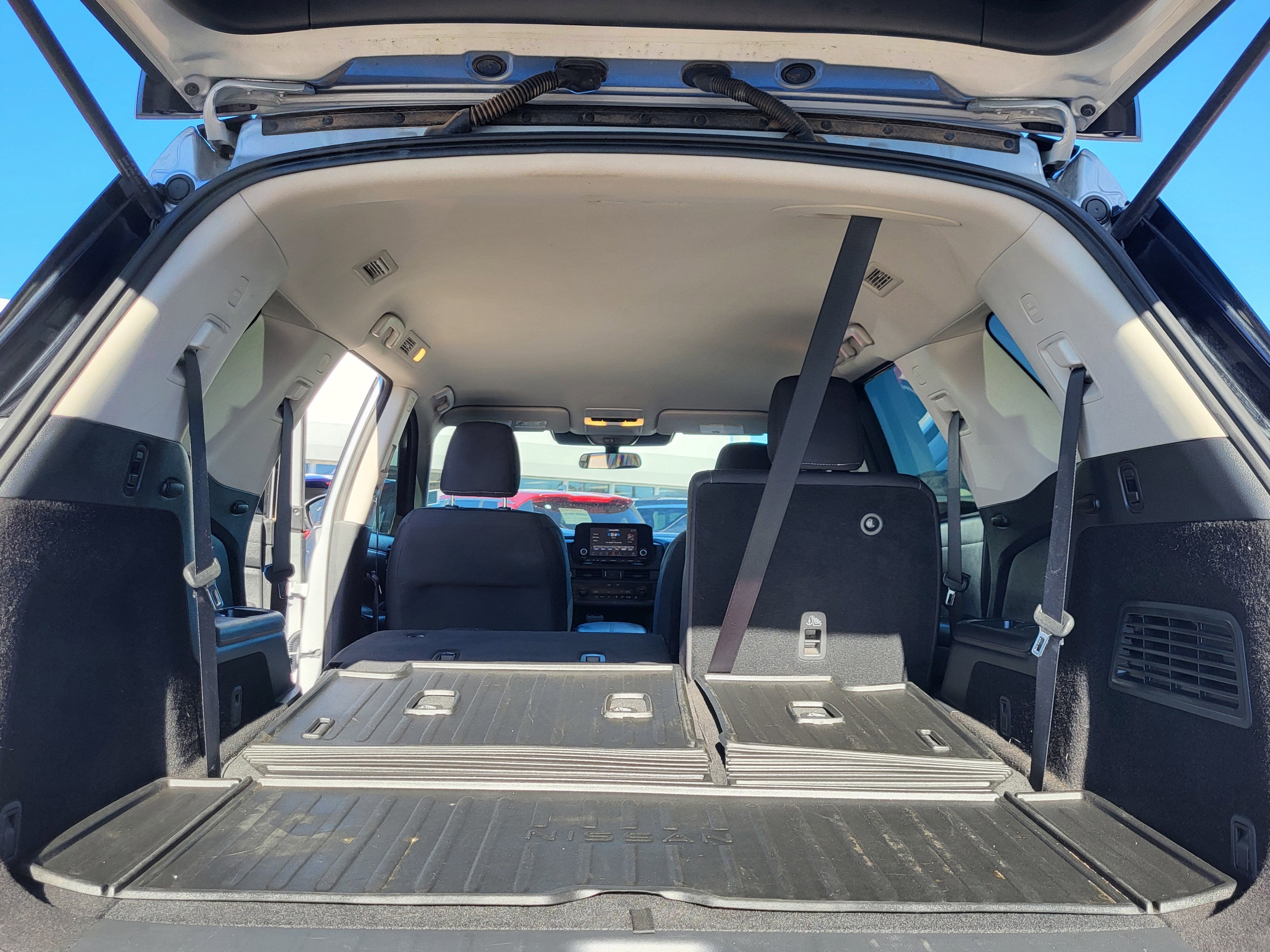 2024 Nissan Pathfinder S