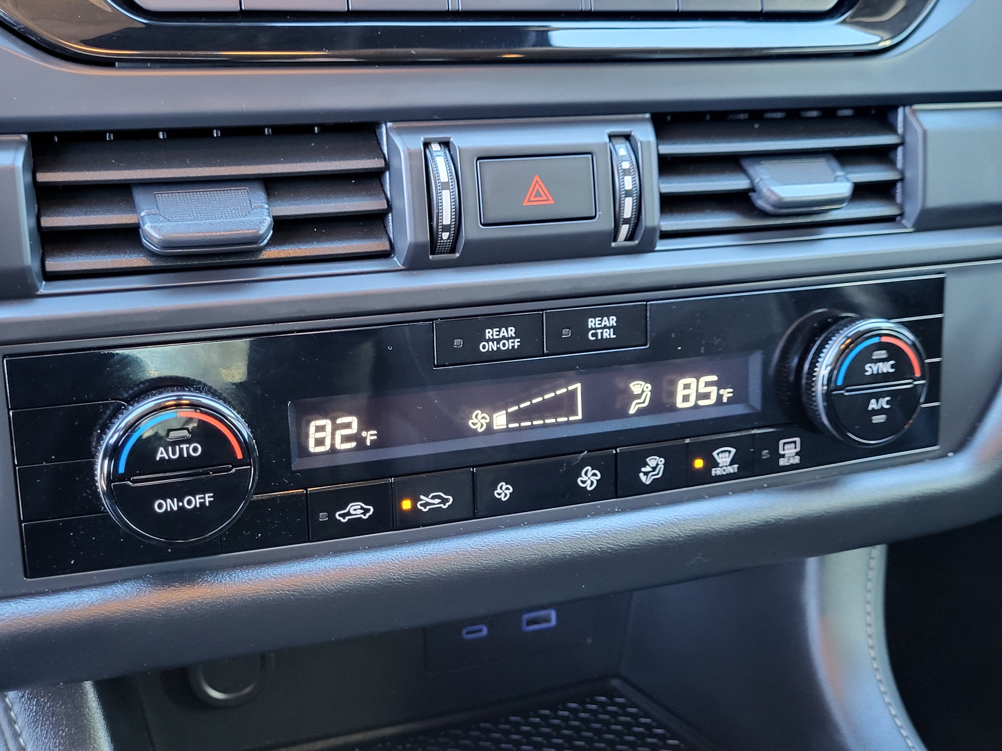 2024 Nissan Pathfinder S