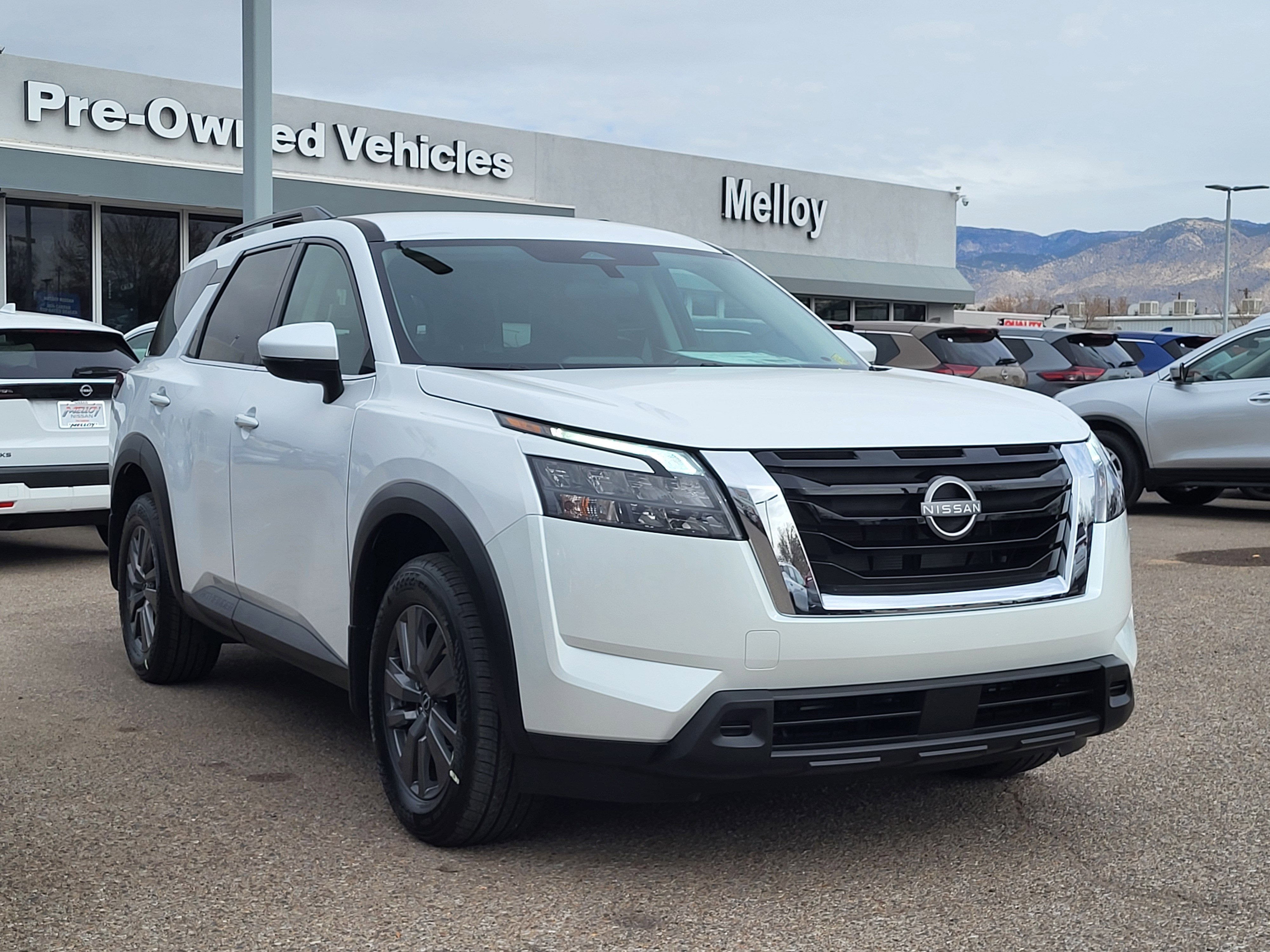 2025 Nissan Pathfinder SV 4WD