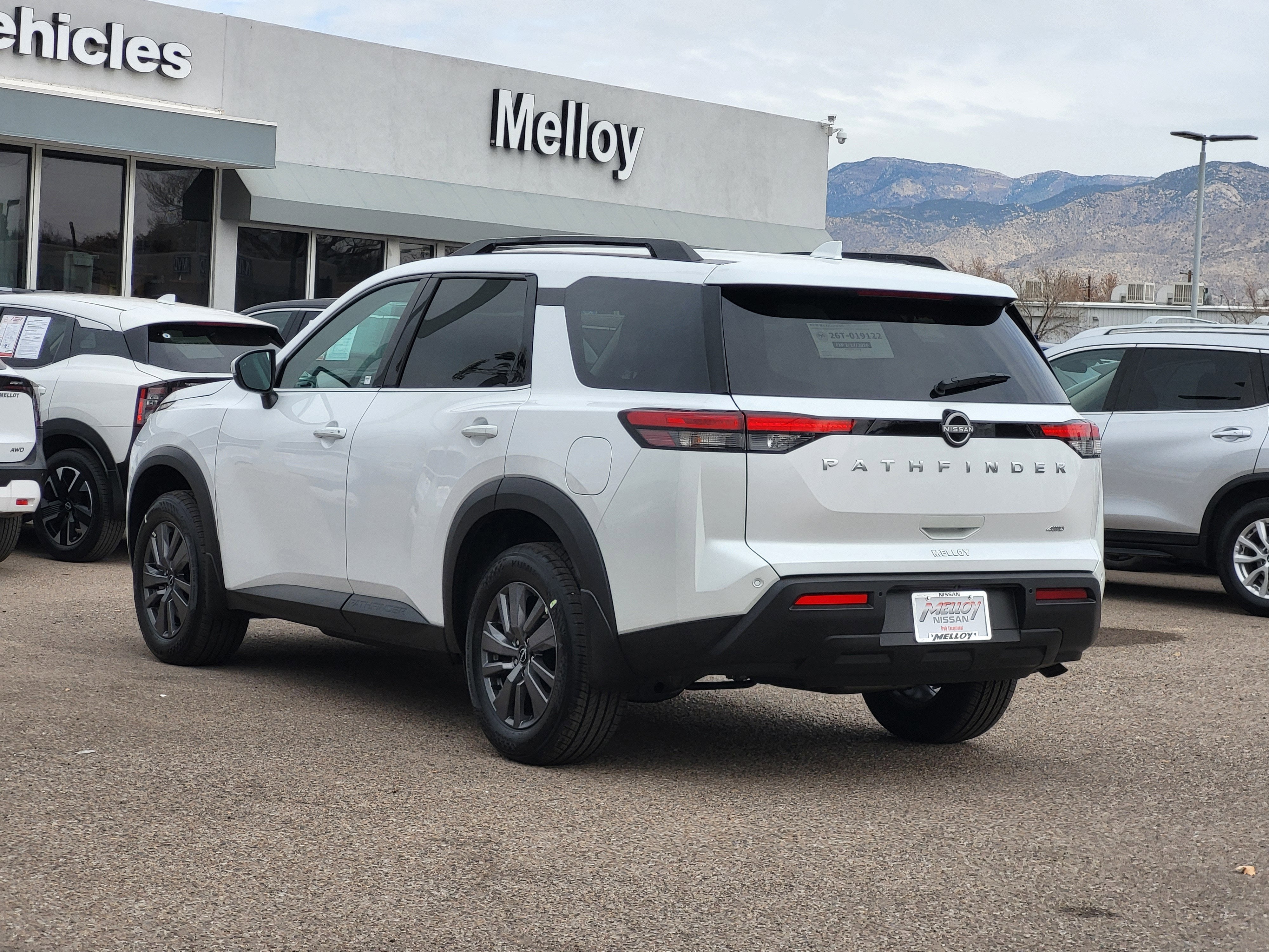 2025 Nissan Pathfinder SV 4WD