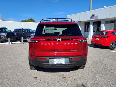 2024 Nissan Pathfinder SV