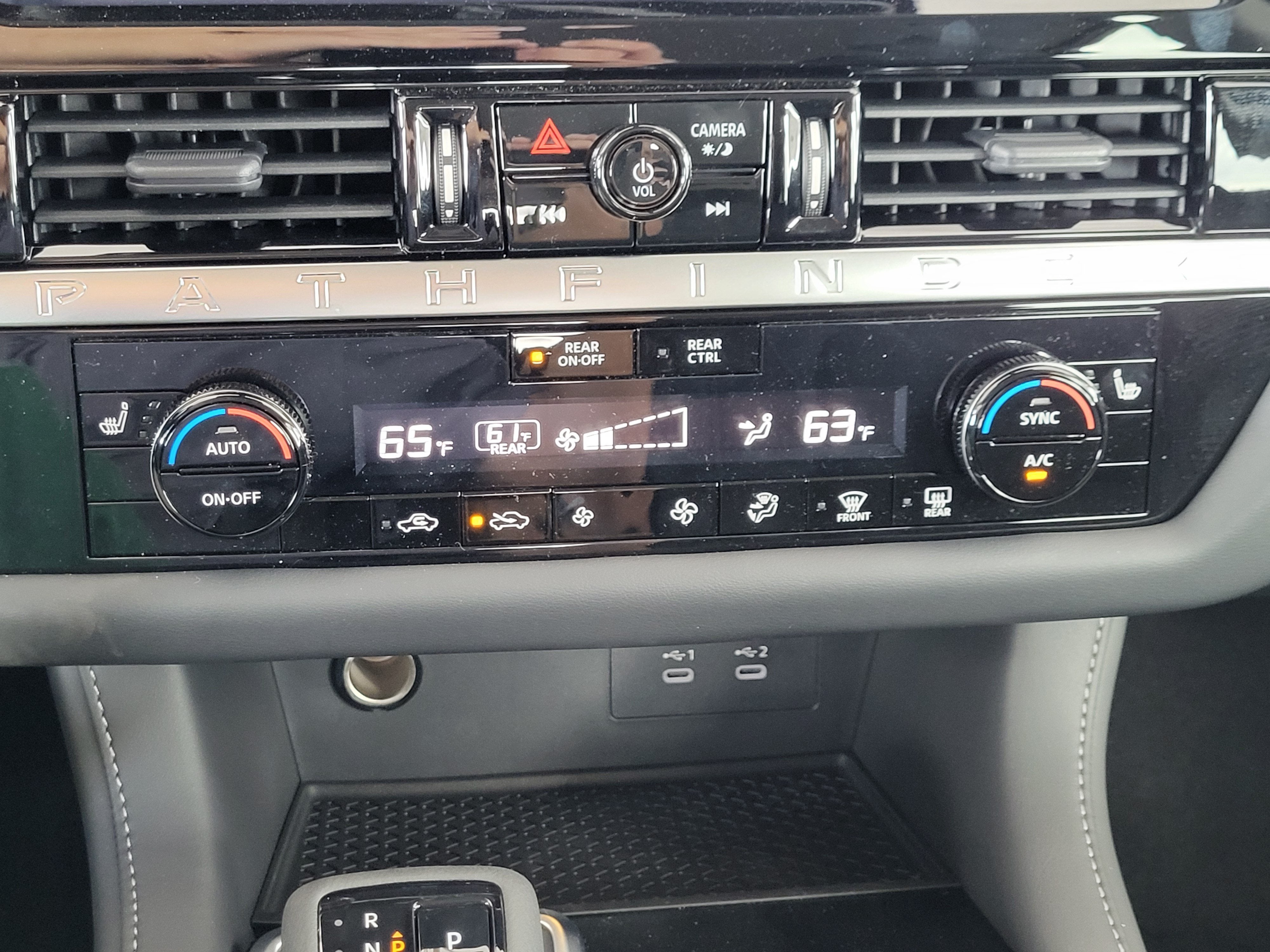 2026 Nissan Pathfinder SV 4WD