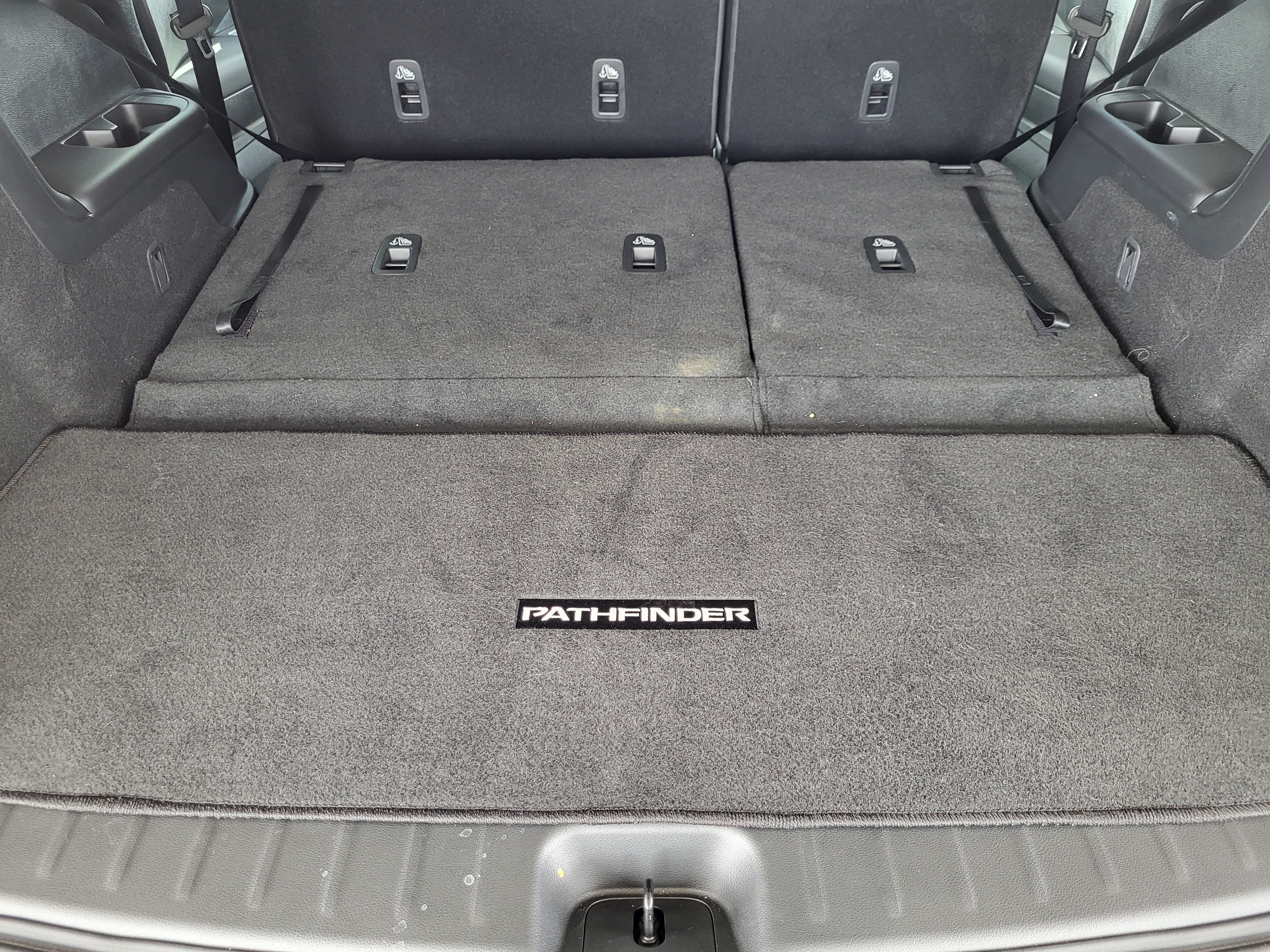2026 Nissan Pathfinder SV 4WD