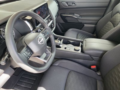 2026 Nissan Pathfinder SV 4WD