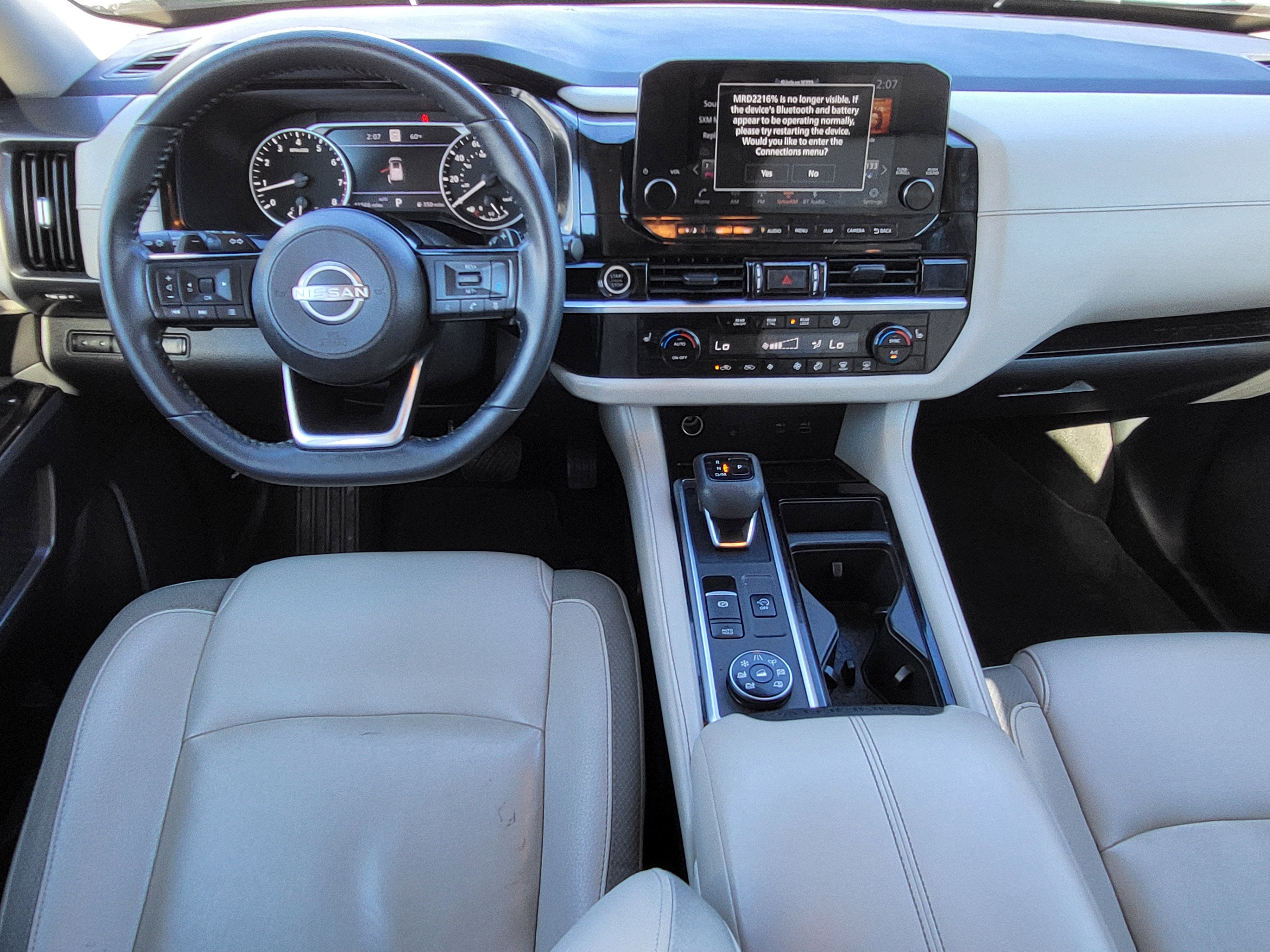 2023 Nissan Pathfinder SL