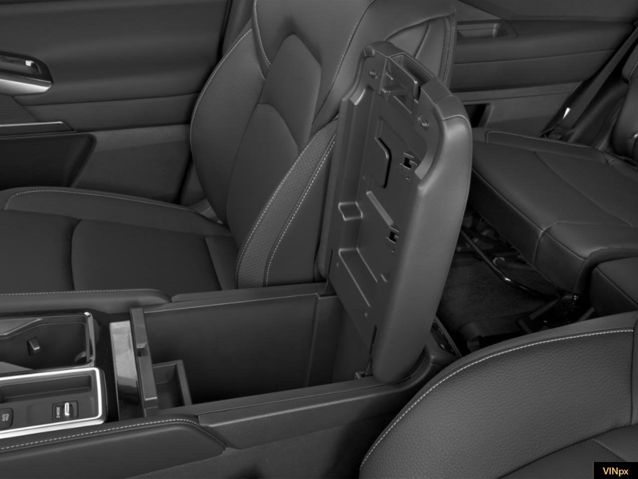 2026 Nissan Pathfinder SL 4WD