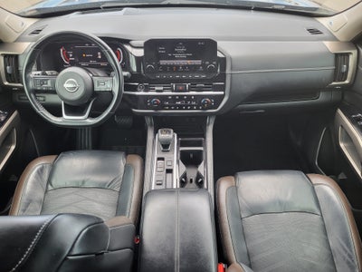 2023 Nissan Pathfinder Platinum