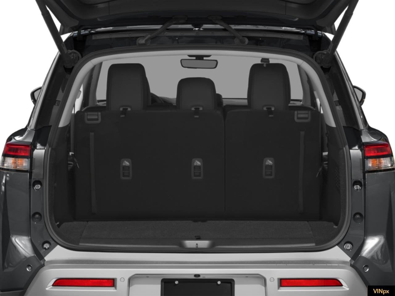 2025 Nissan Pathfinder Platinum 4WD