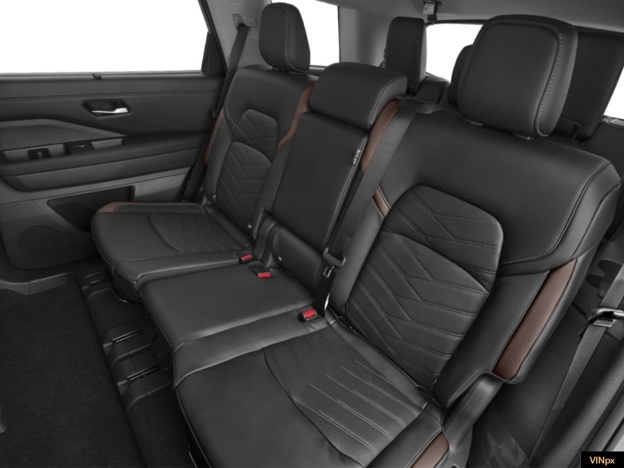 2025 Nissan Pathfinder Platinum 4WD