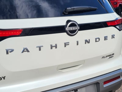 2024 Nissan Pathfinder Platinum