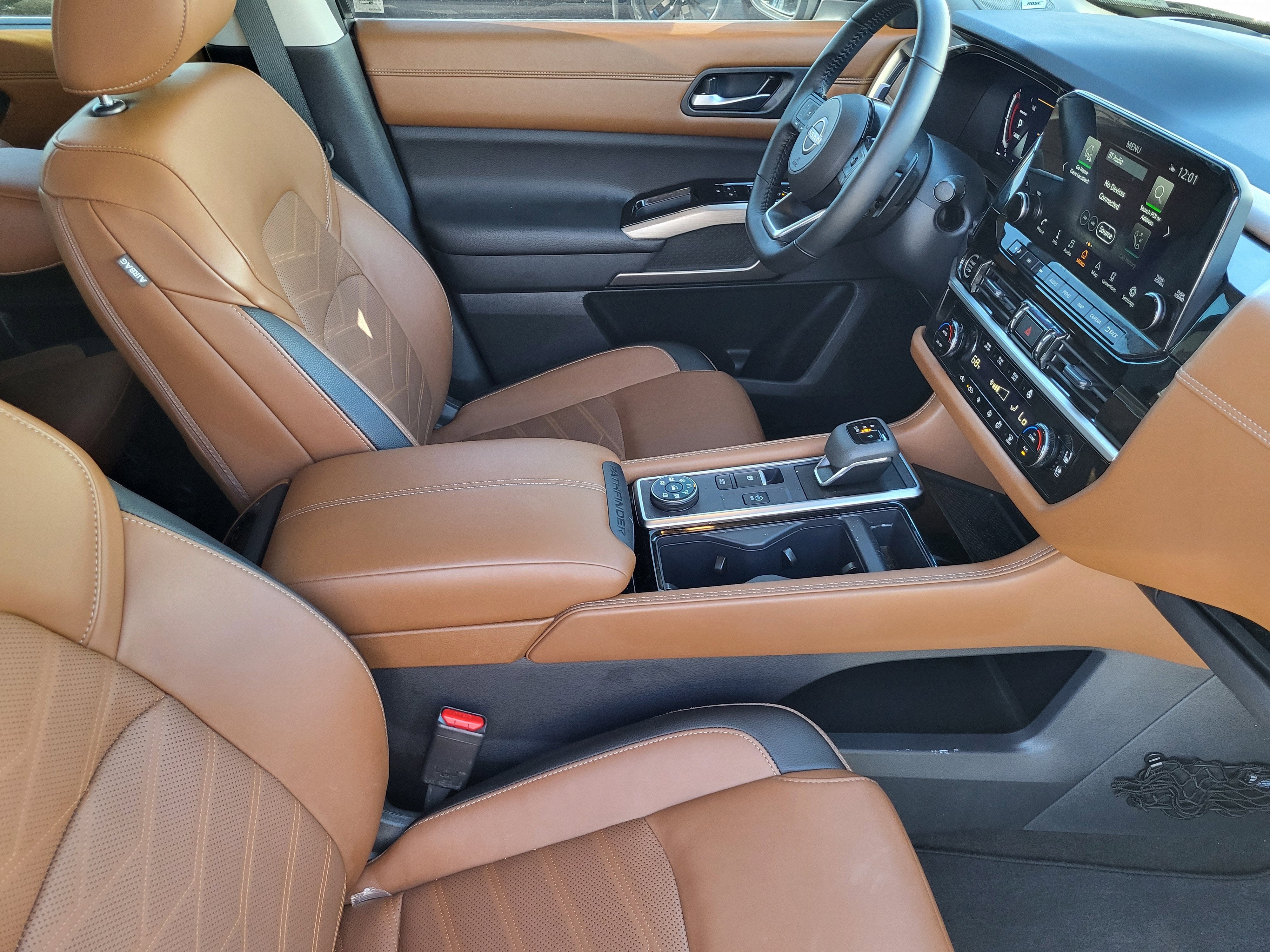 2024 Nissan Pathfinder Platinum