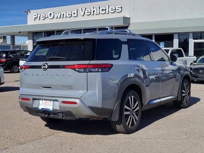2024 Nissan Pathfinder Platinum