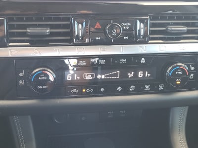 2026 Nissan Pathfinder Platinum 4WD