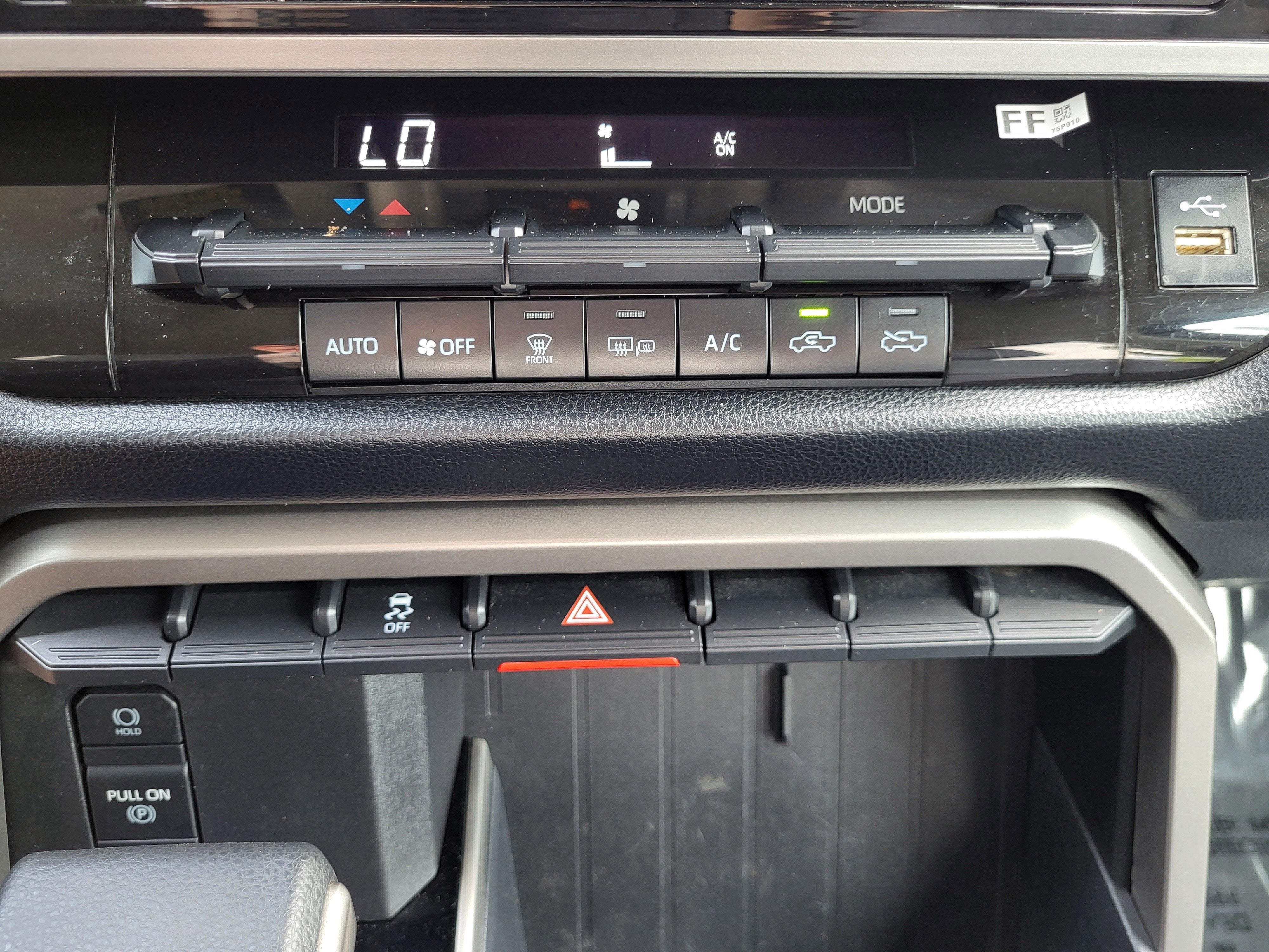 2024 Toyota Tundra 4WD SR5