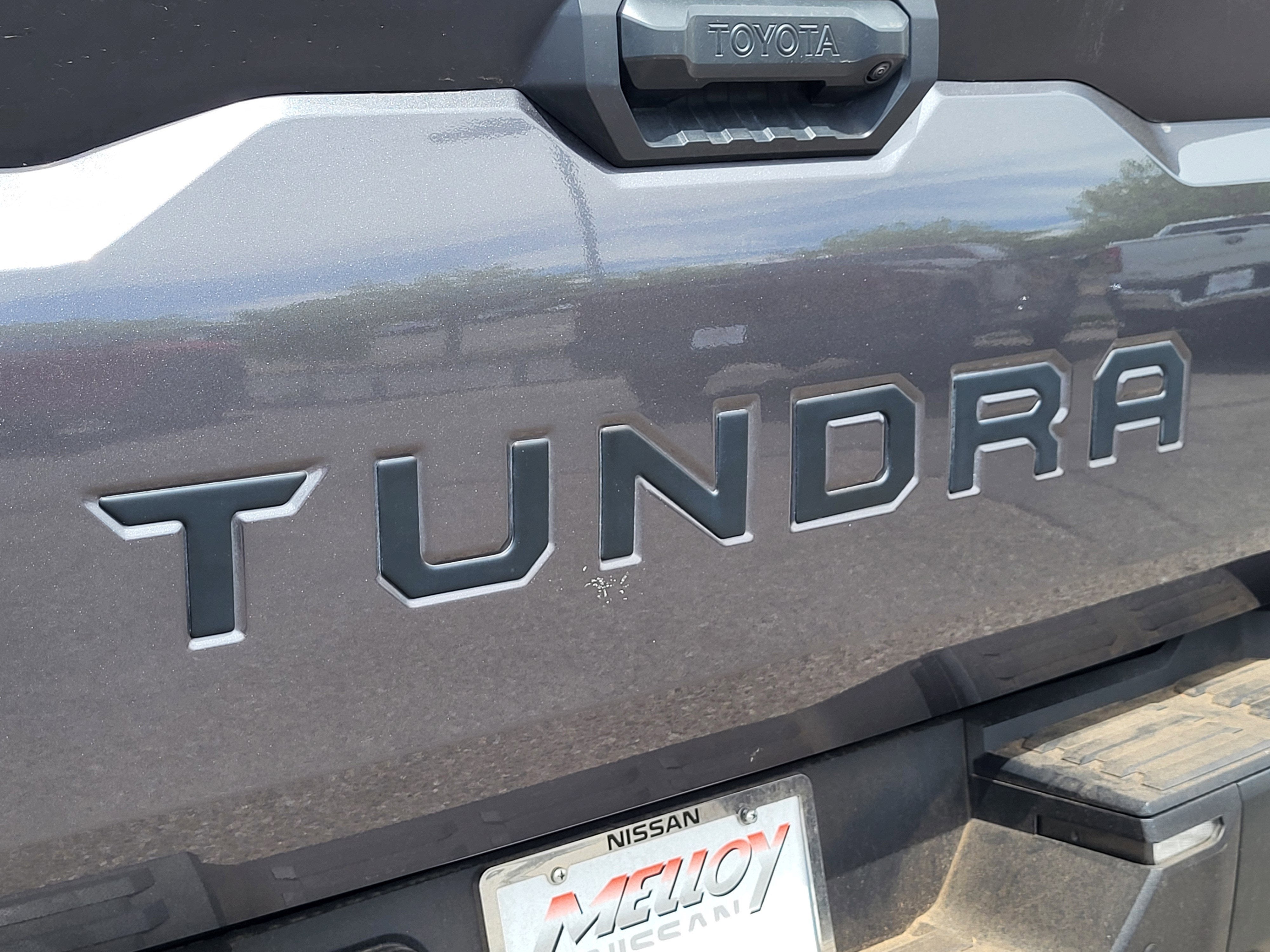 2024 Toyota Tundra 4WD SR5