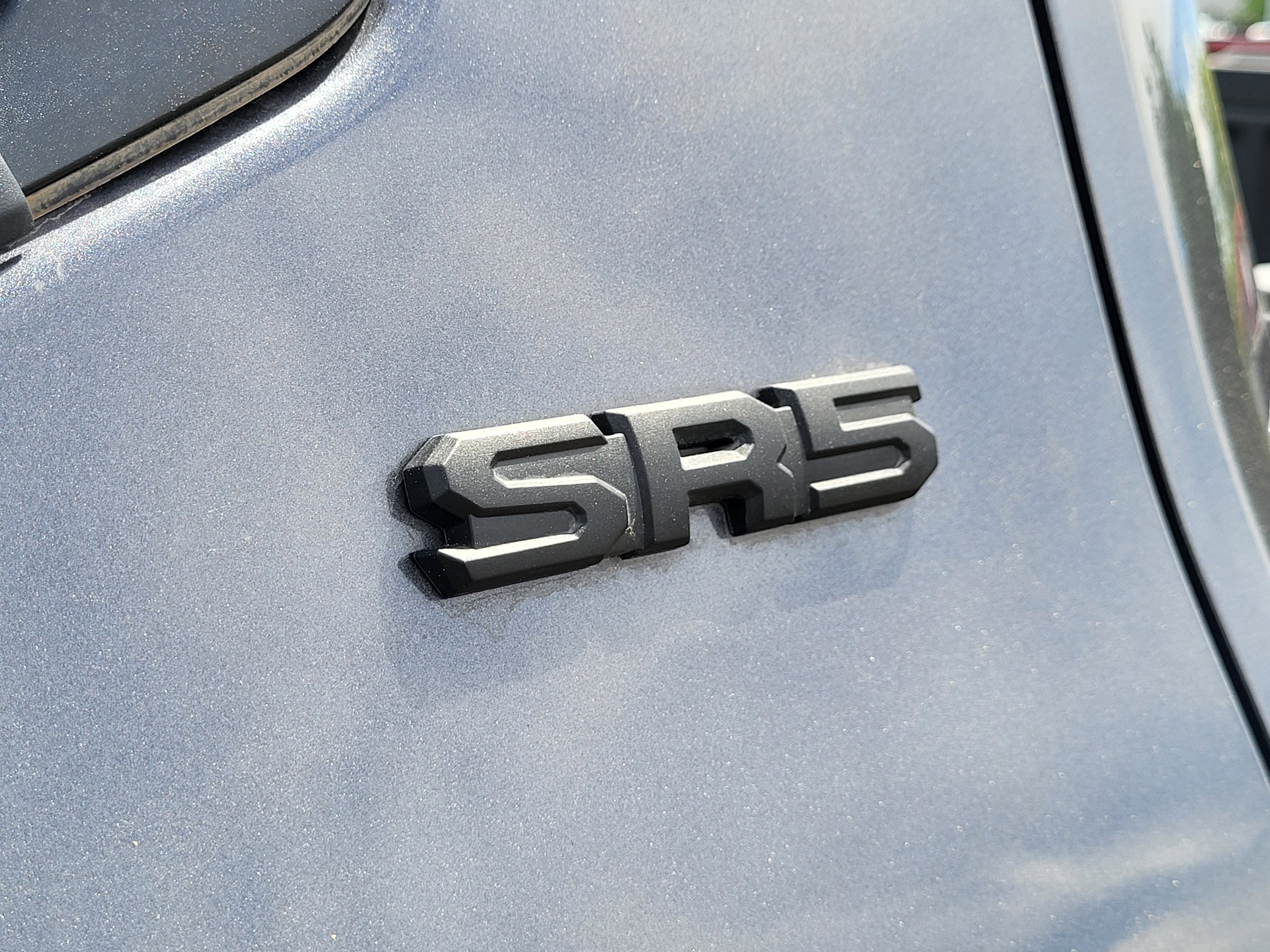 2024 Toyota Tundra 4WD SR5