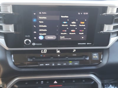 2023 Toyota Tundra 4WD SR5