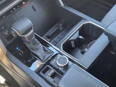 2023 Toyota Tundra 4WD SR5