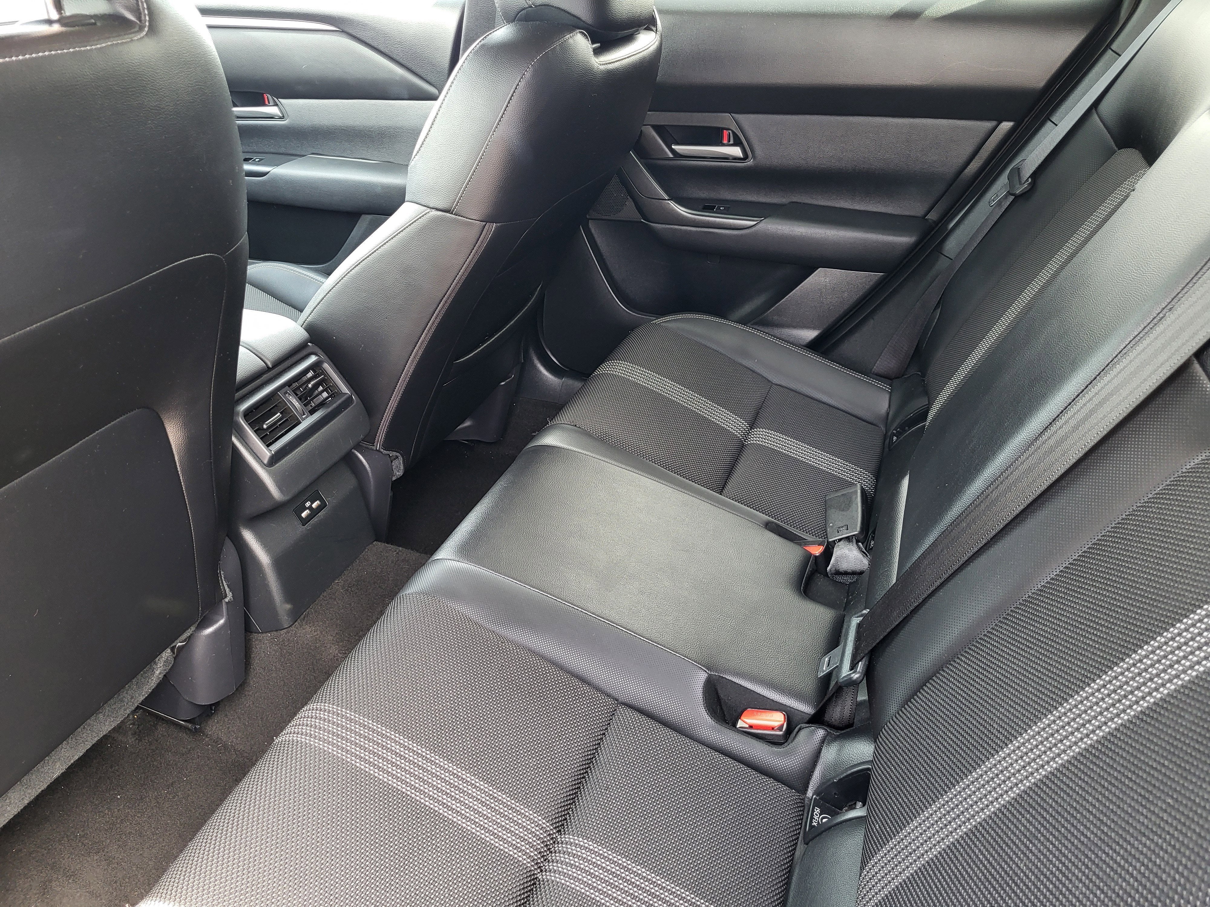 2024 Mazda Mazda CX-50 2.5 S Preferred Package