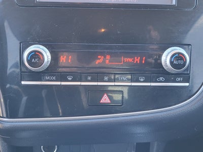 2020 Mitsubishi Outlander ES