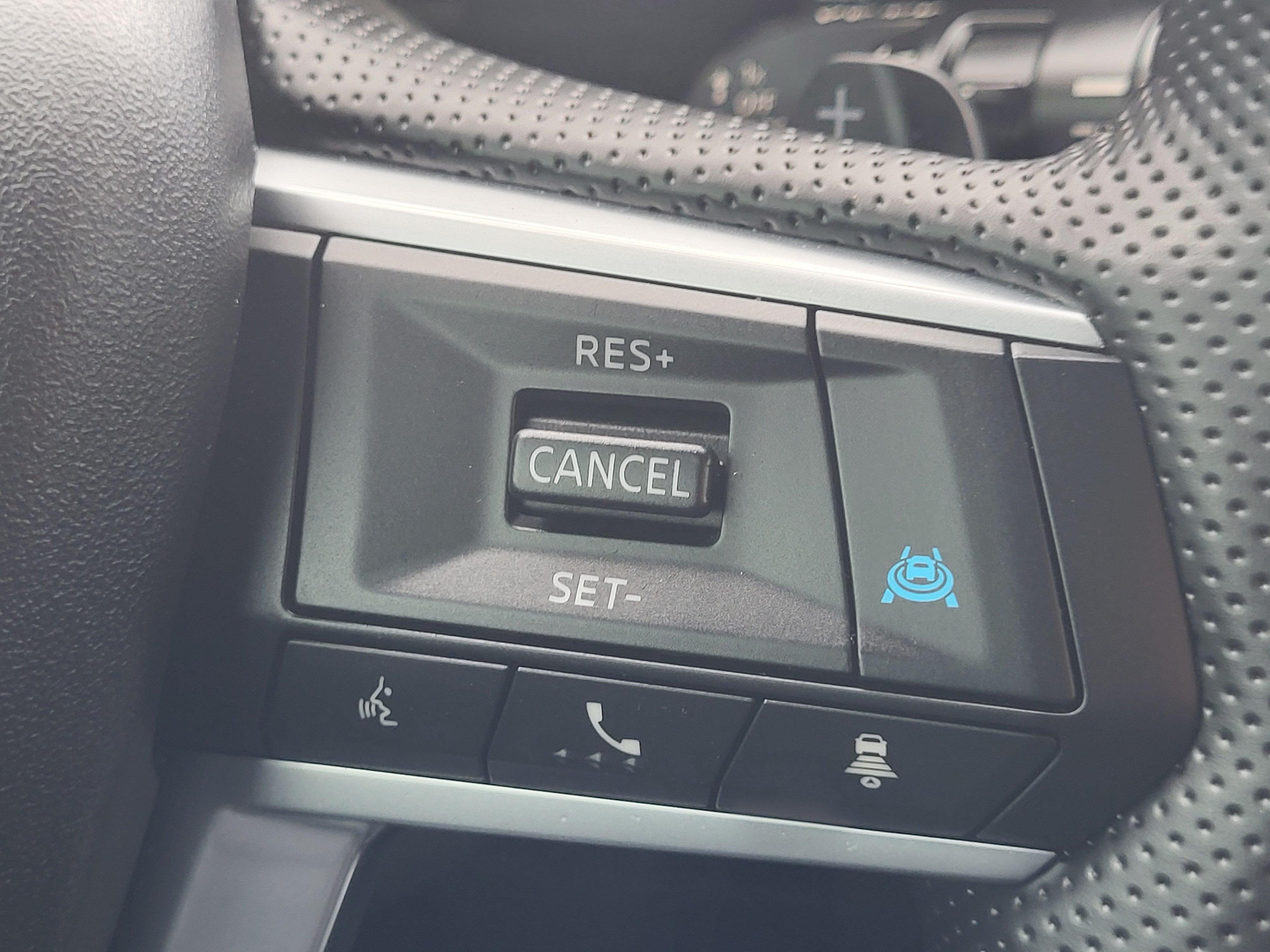 2026 Nissan Rogue Plug-In Hybrid Platinum