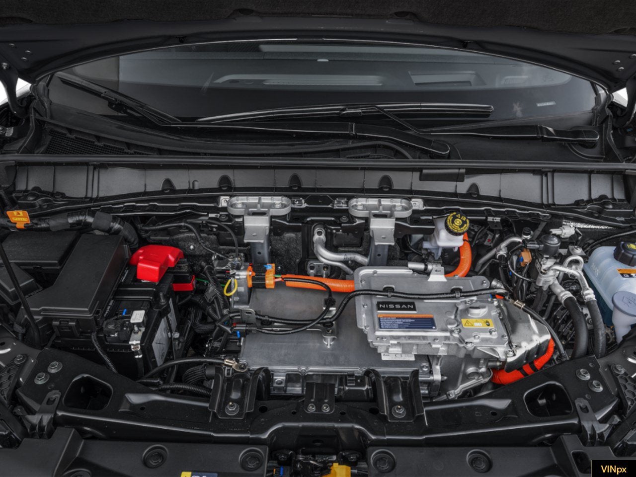 2026 Nissan LEAF PLATINUM+ FWD