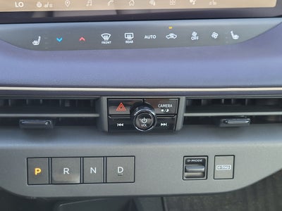 2026 Nissan LEAF PLATINUM+ FWD