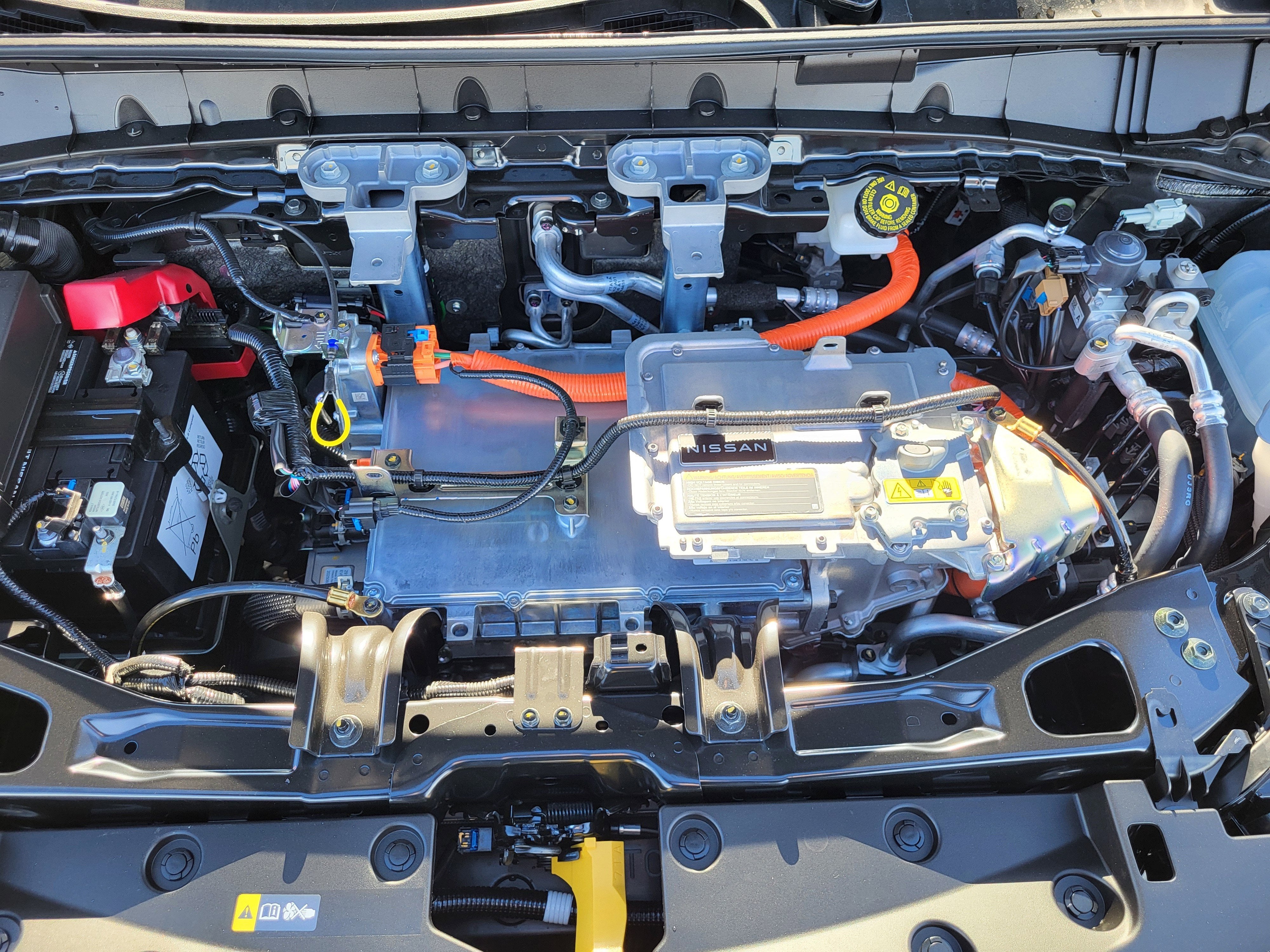 2026 Nissan LEAF PLATINUM+ FWD