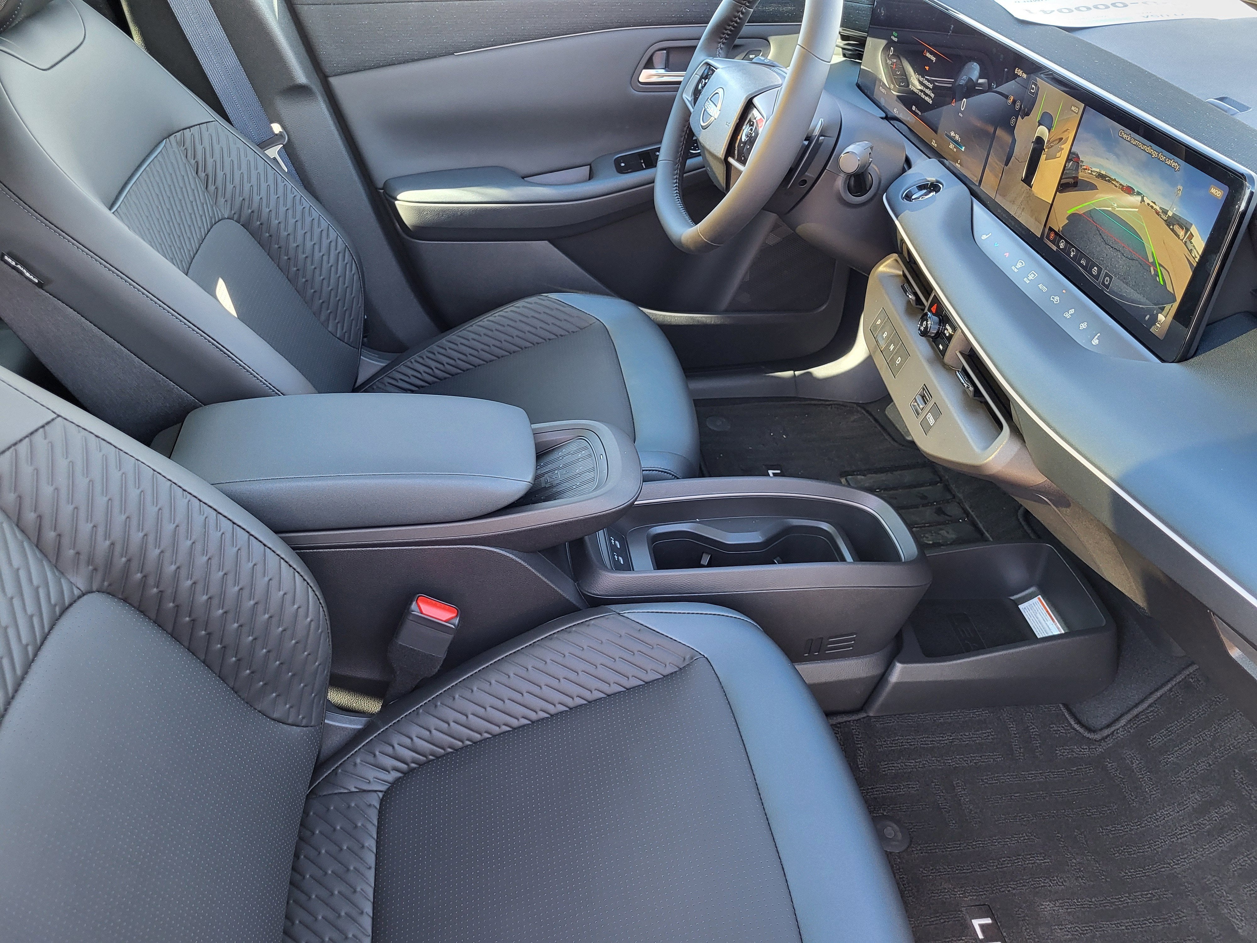 2026 Nissan LEAF PLATINUM+ FWD