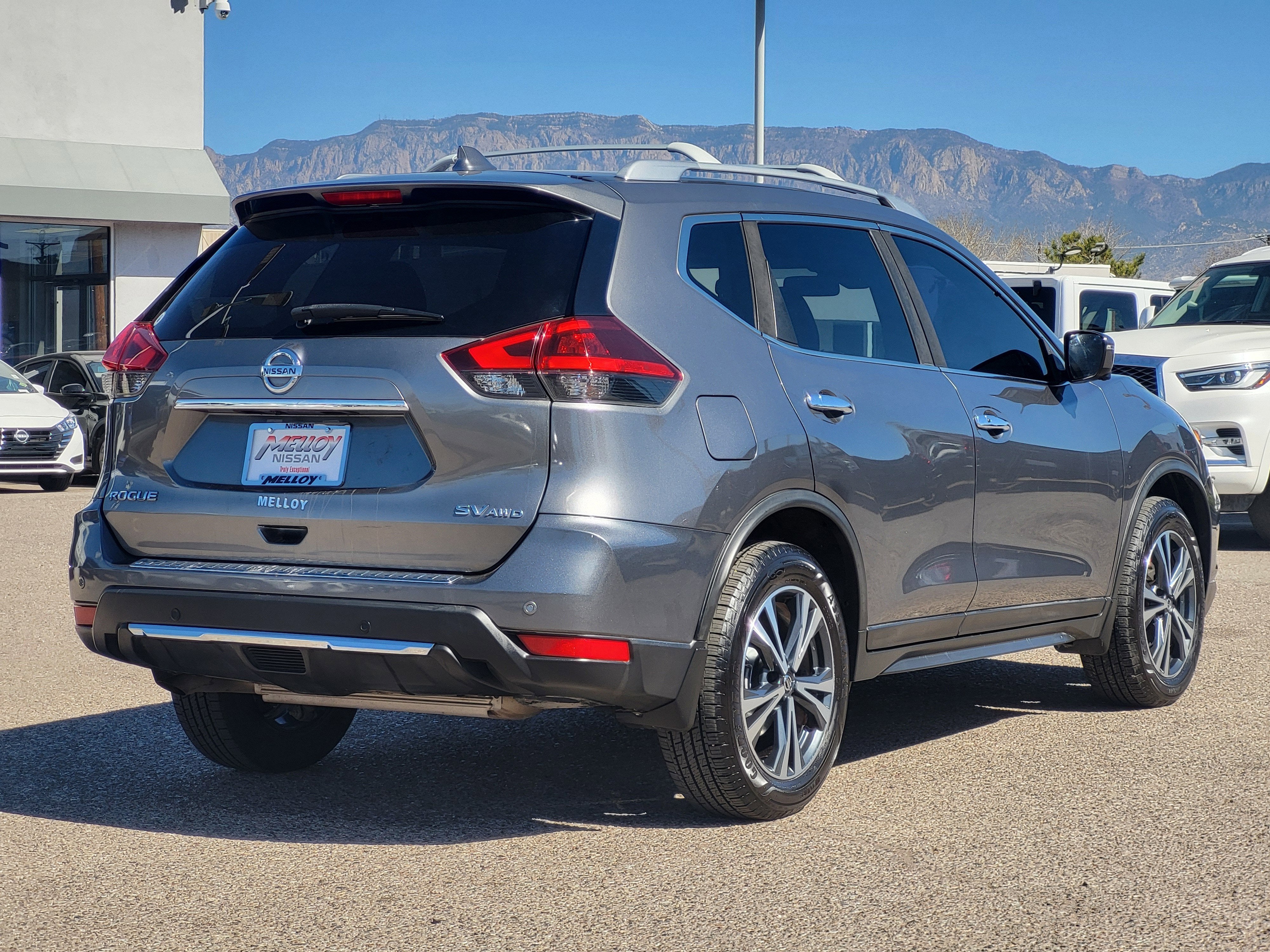 2020 Nissan Rogue SV