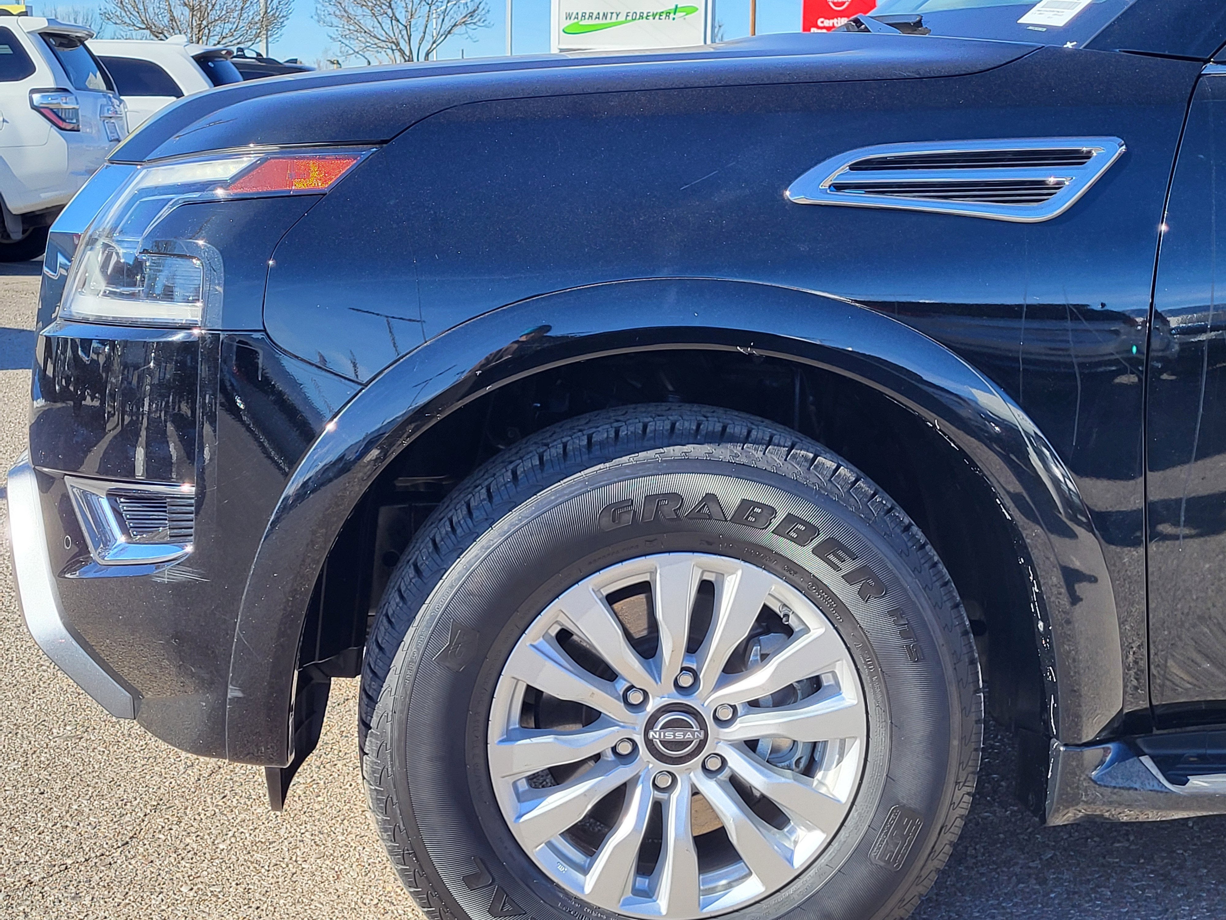 2024 Nissan Armada SV