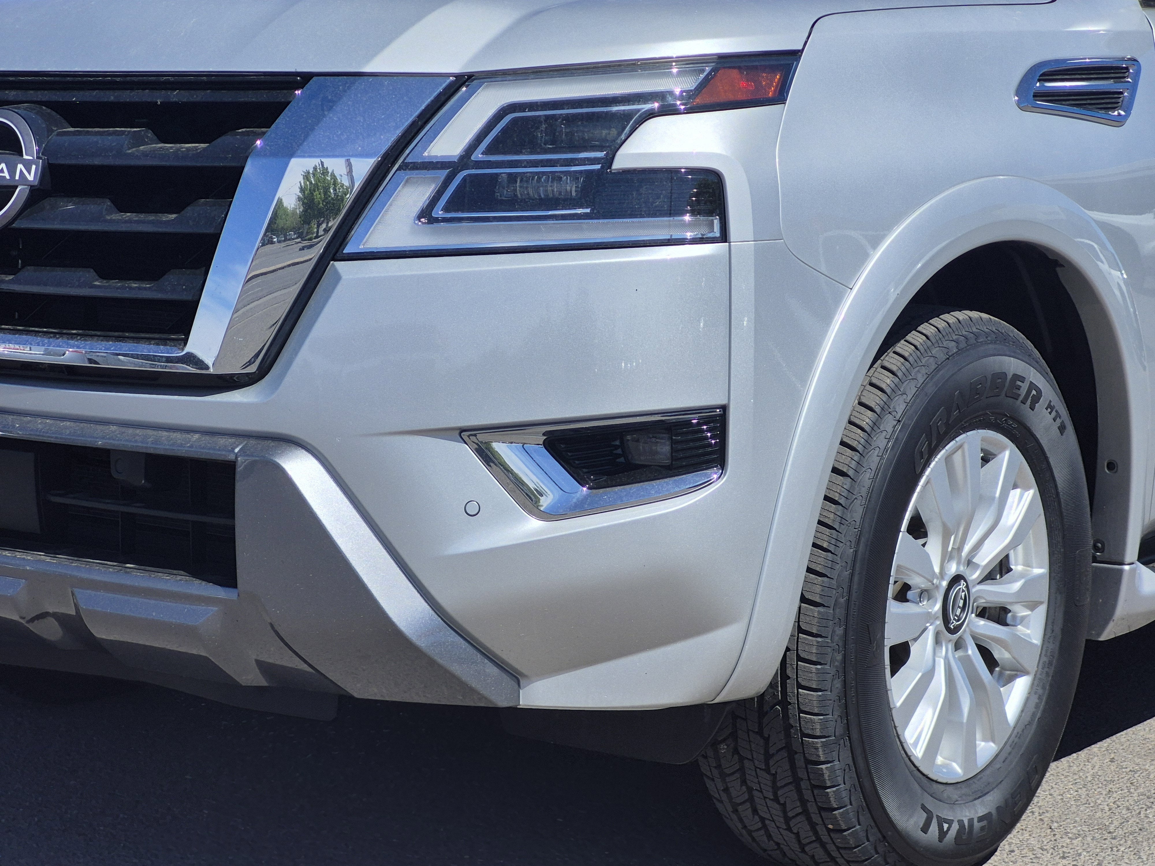 2023 Nissan Armada SV
