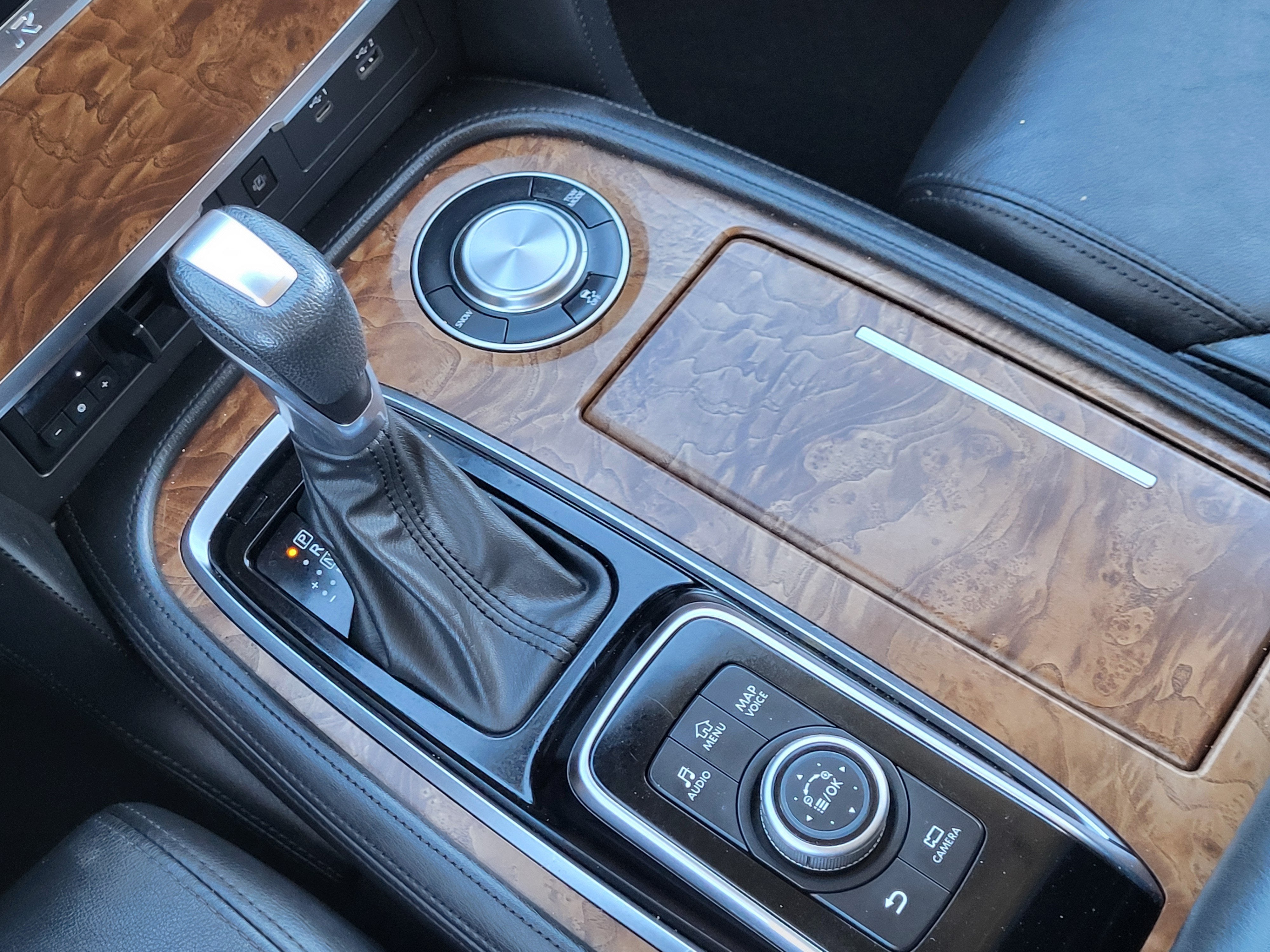 2022 Nissan Armada SL
